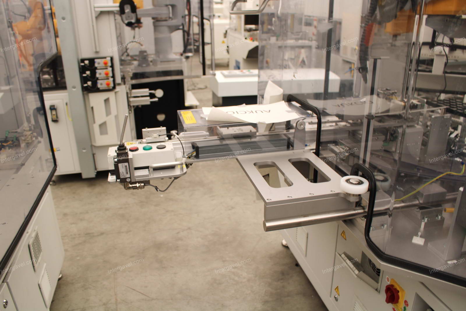 Bontott szerelő munkahely TS 80-as Stäubli robottal 12