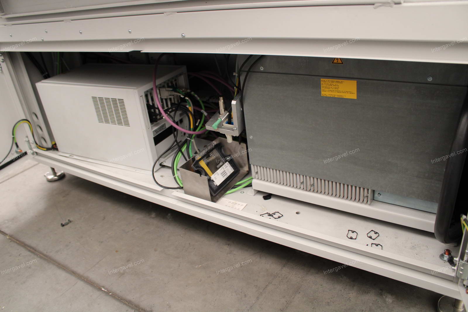 Bontott szerelő munkahely TS 80-as Stäubli robottal 21