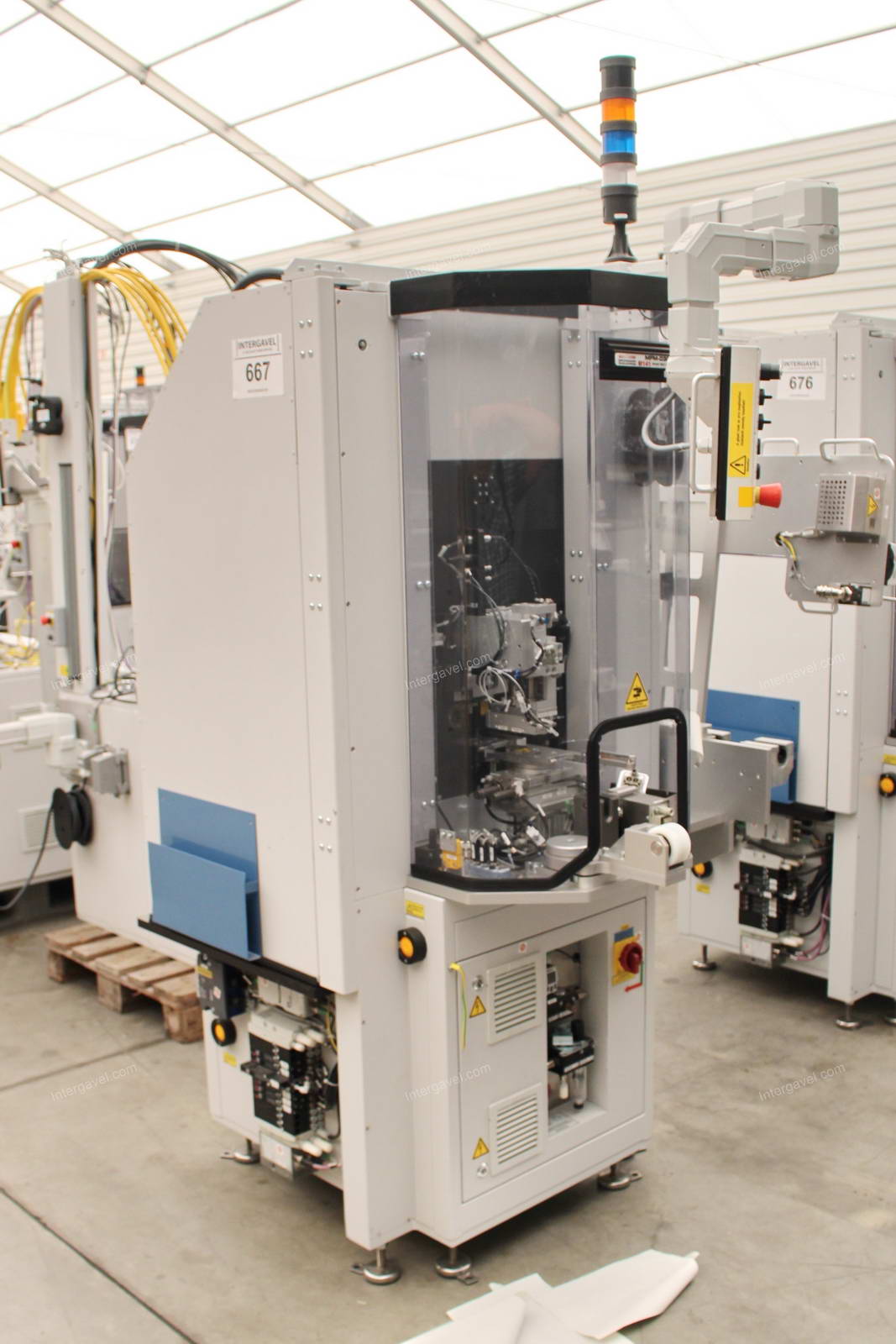 Bontott szerelő munkahely 4