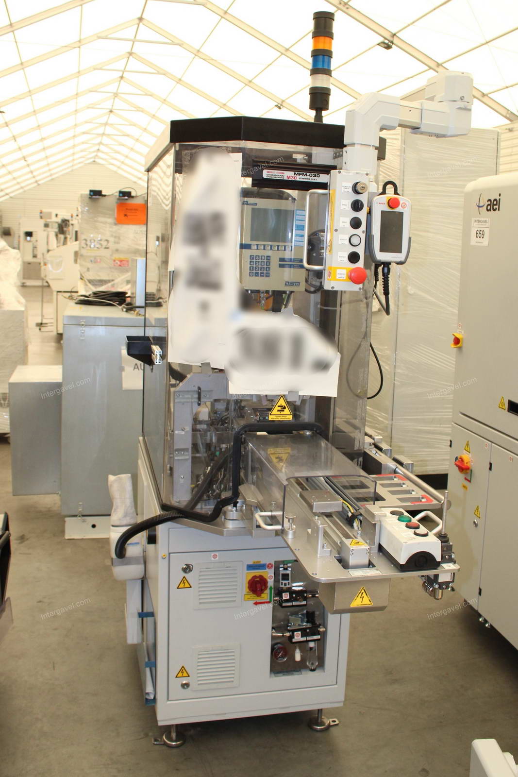 Bontott szerelő munkahely TS 40-es Stäubli robottal 9