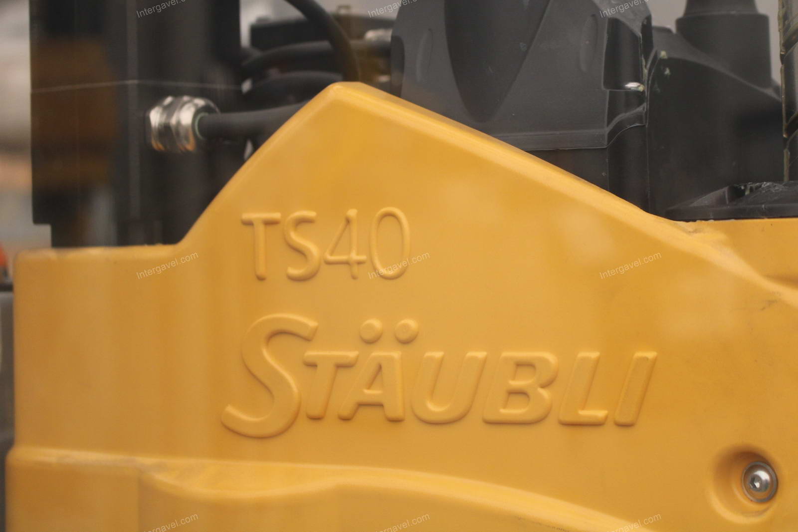 Bontott szerelő munkahely TS 40-es Stäubli robottal 7