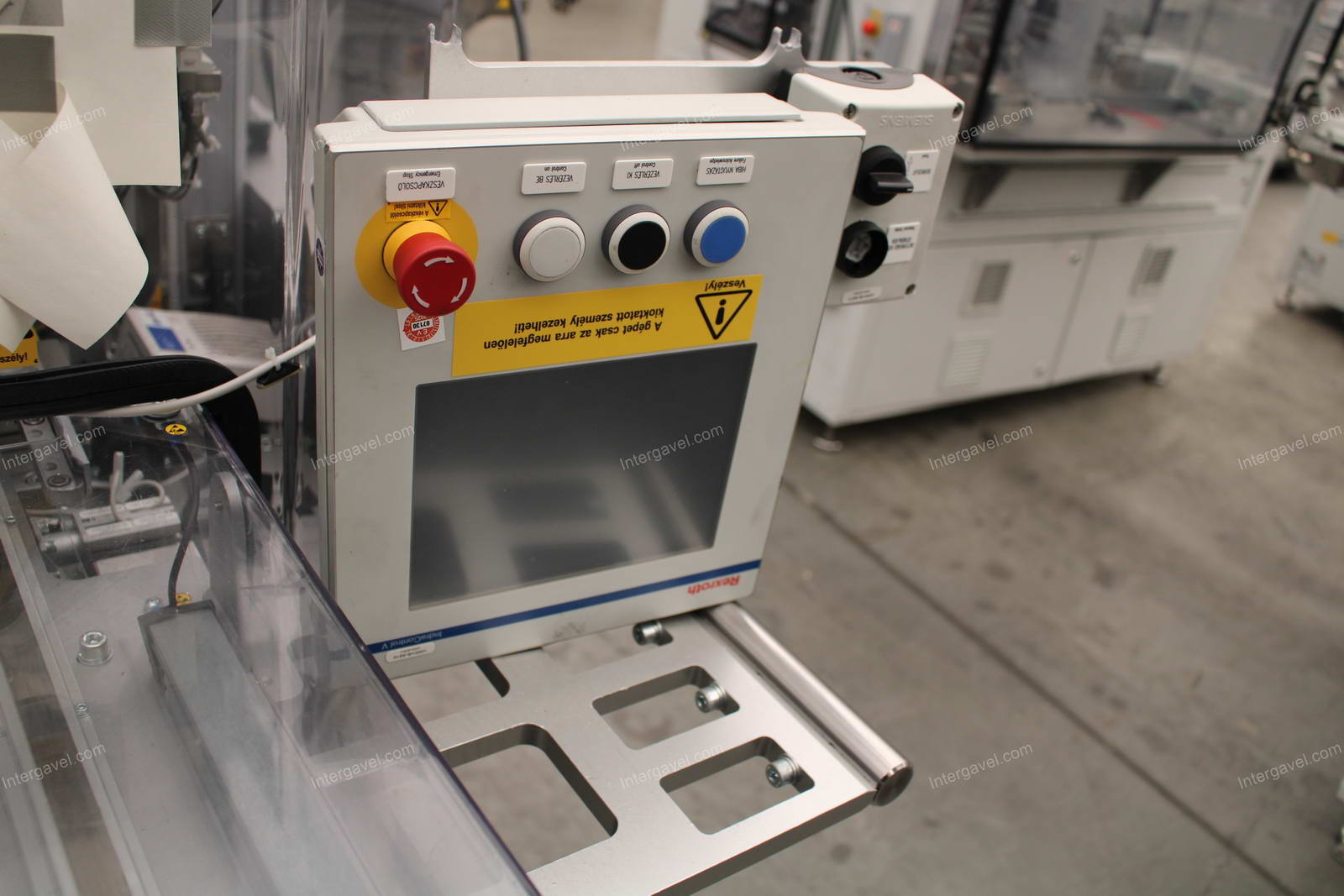 Bontott szerelő munkahely 12