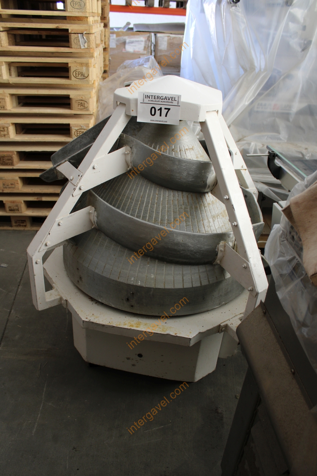 Kúpos, külső gömbölyítő 3