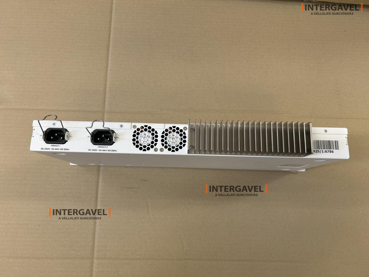 Mikrotik CRS317-1G-16S+RM switch 2