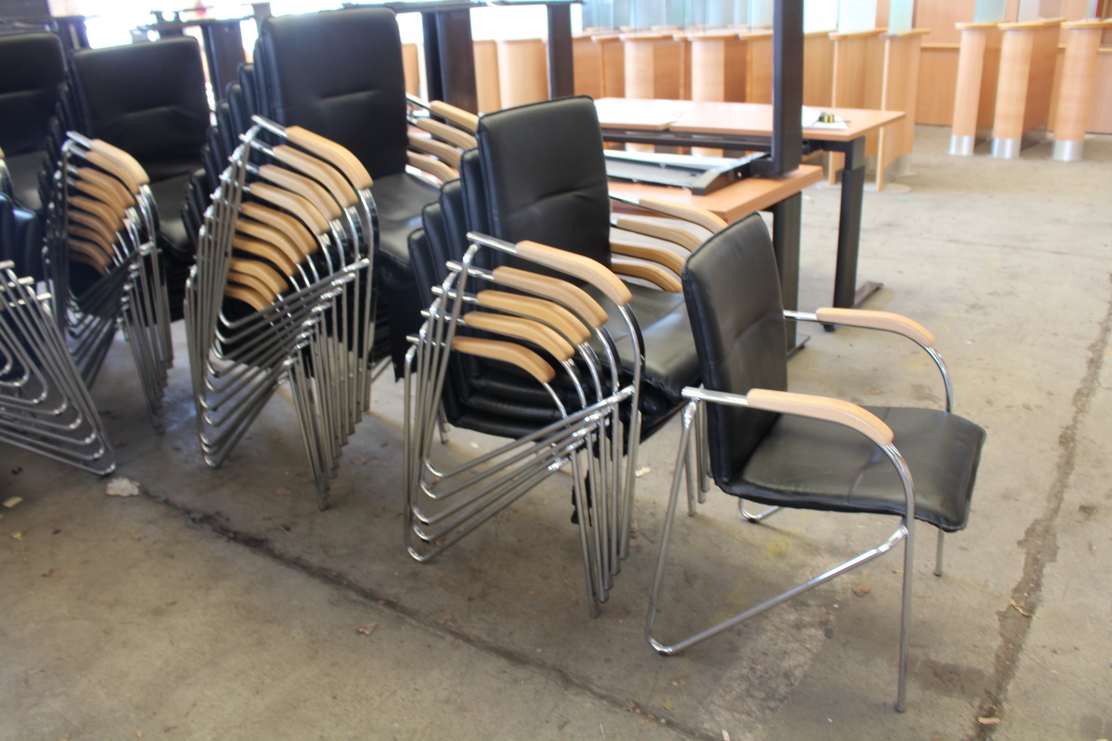 Tárgyalószék (fekete) 2