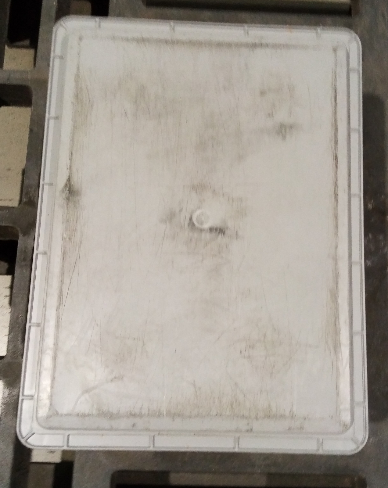 Láda (Auer-szürke) 3