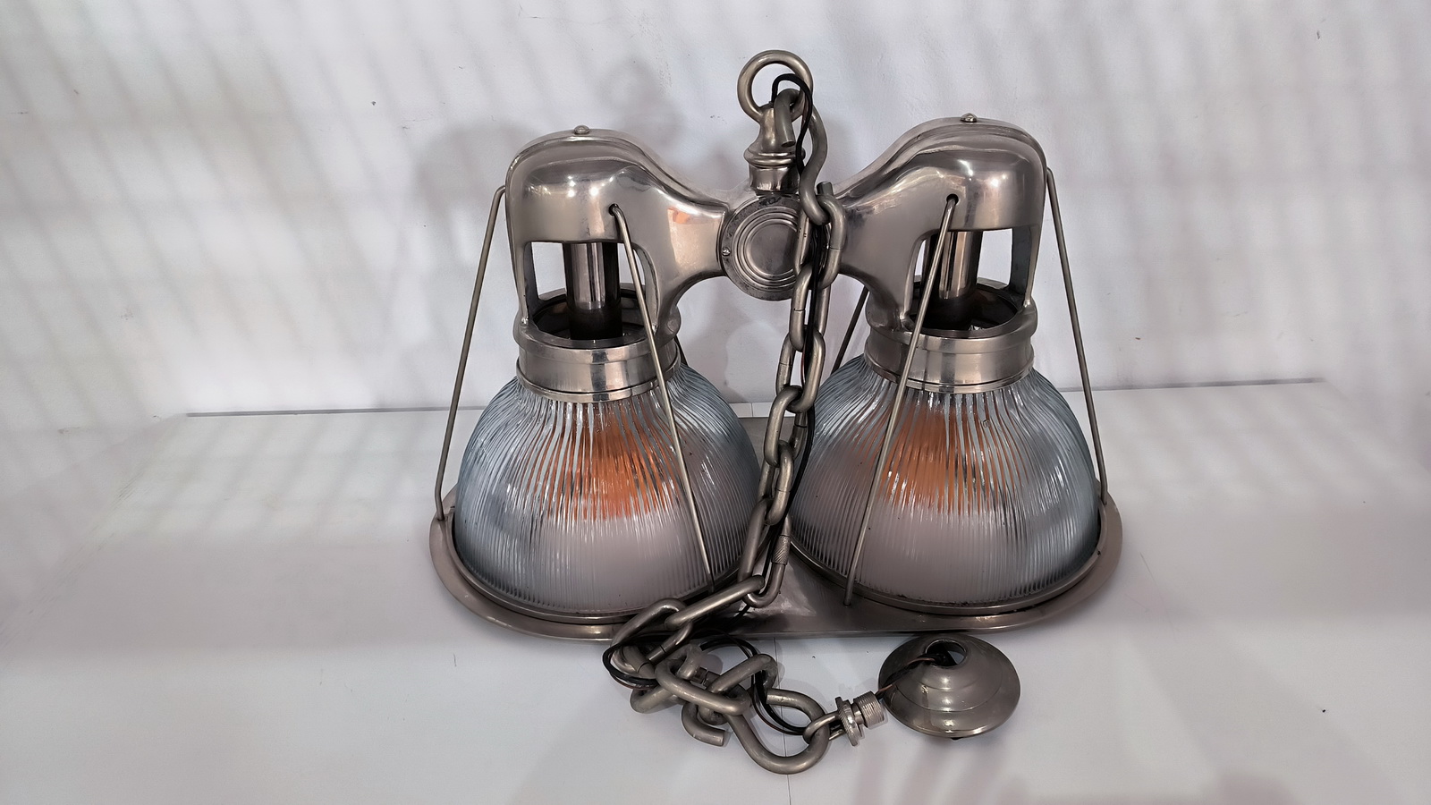 Industrial mennyezeti lámpa 2