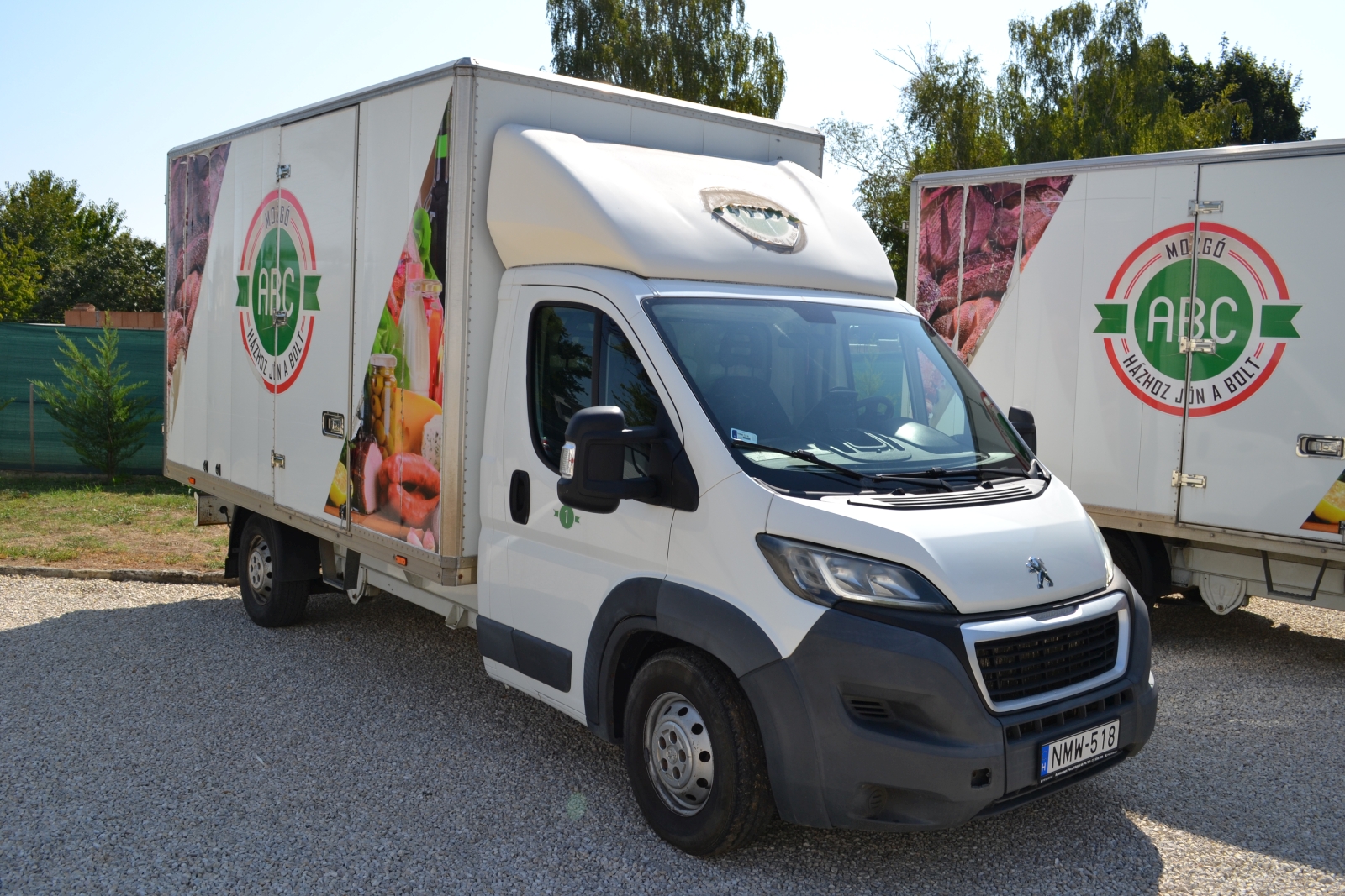 Peugeot Boxer mozgóboltos autó 3