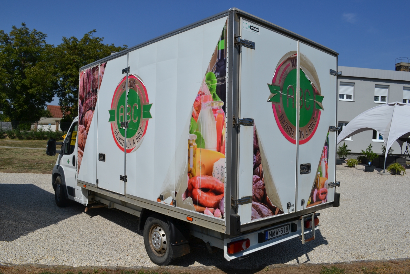 Peugeot Boxer mozgóboltos autó 5