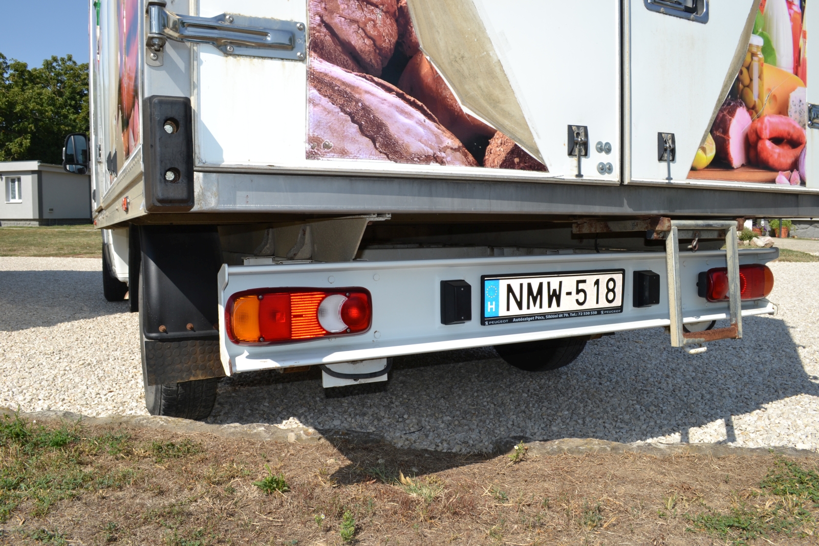 Peugeot Boxer mozgóboltos autó 11