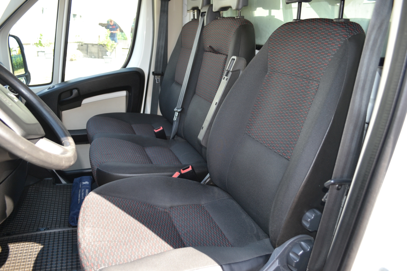 Peugeot Boxer mozgóboltos autó 19