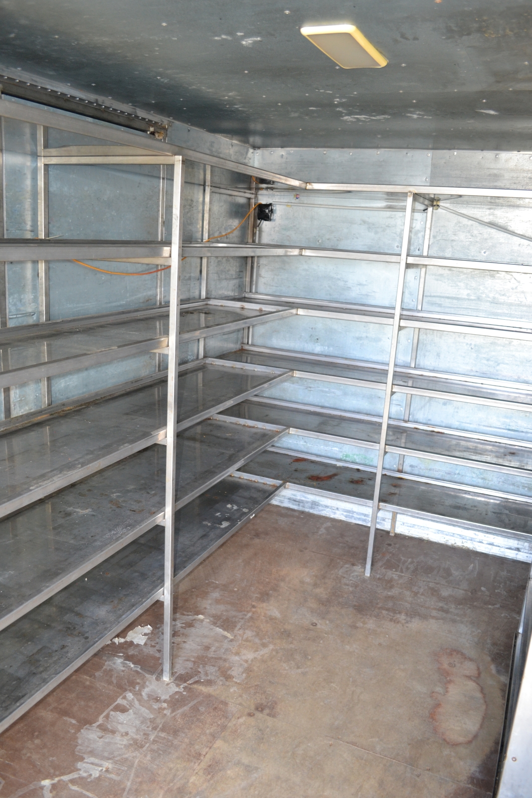 Peugeot Boxer mozgóboltos autó 26