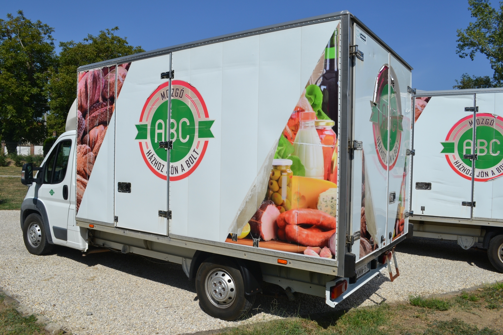 Peugeot Boxer mozgóboltos autó 3