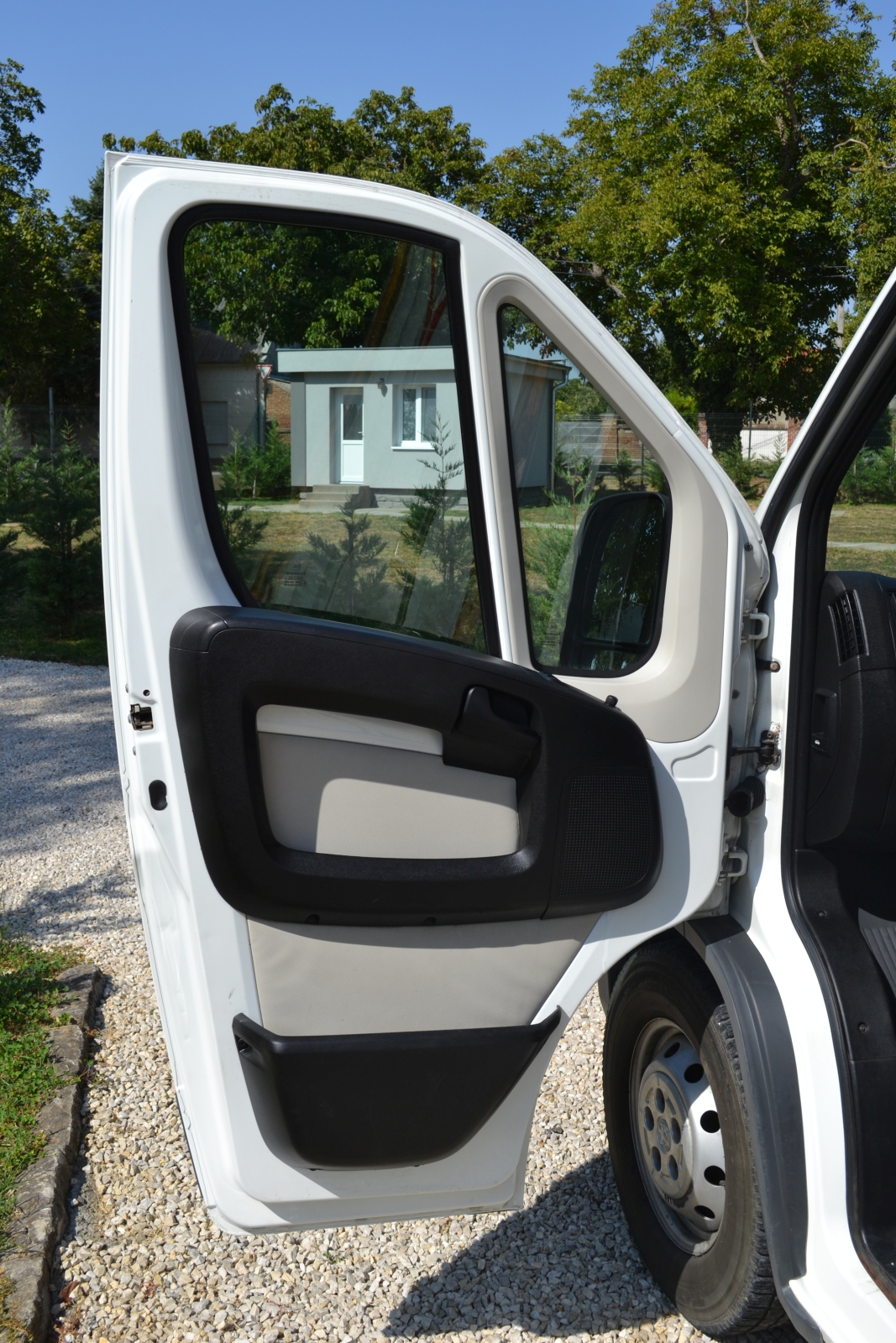 Peugeot Boxer mozgóboltos autó 19