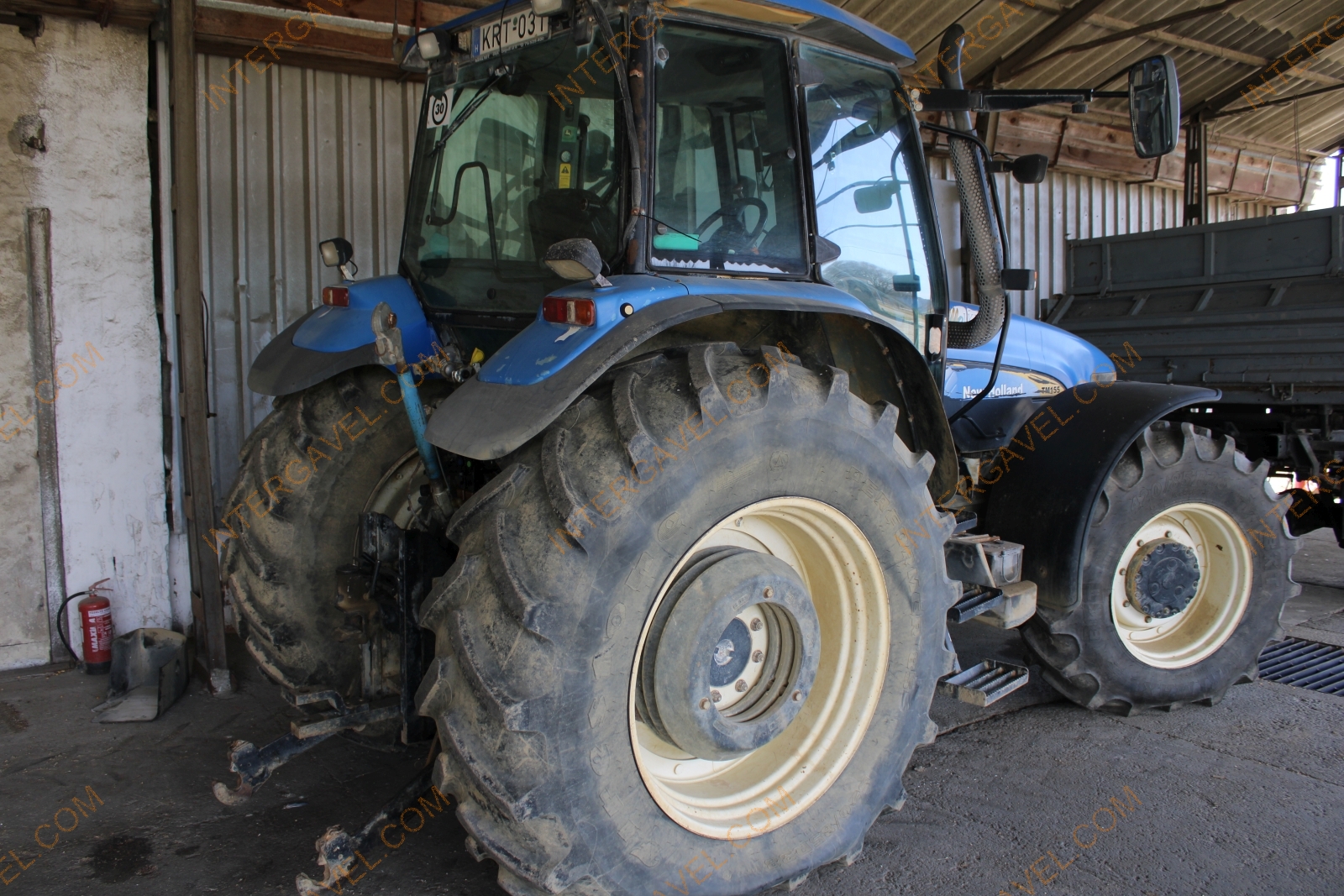 Traktor-New Holland 3
