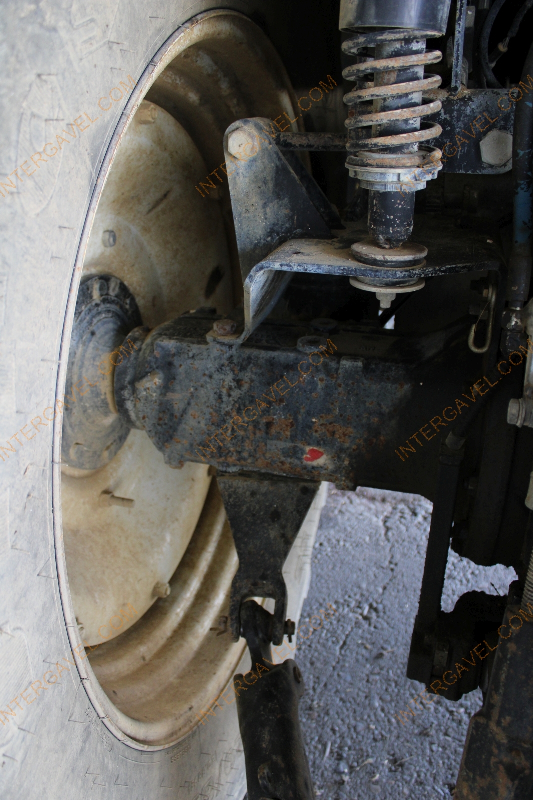 Traktor-New Holland 20