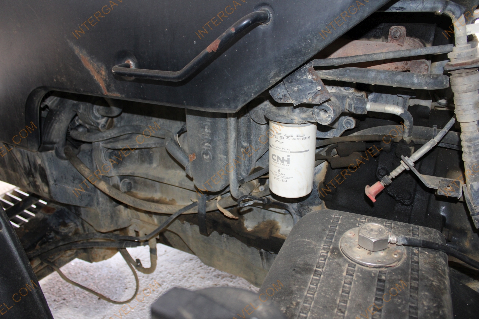 Traktor-New Holland 22