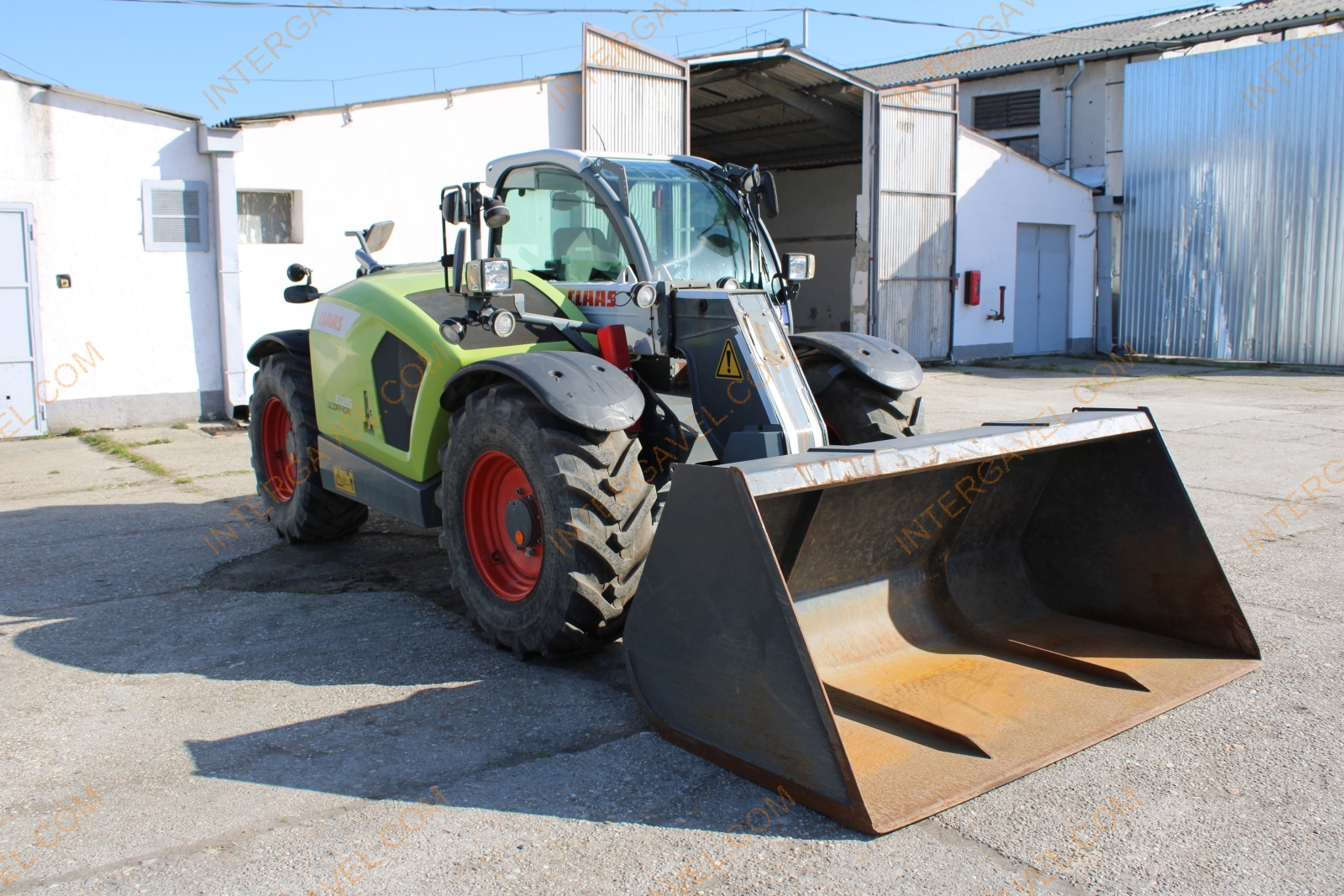 Teleszkópos rakodó - Claas 2