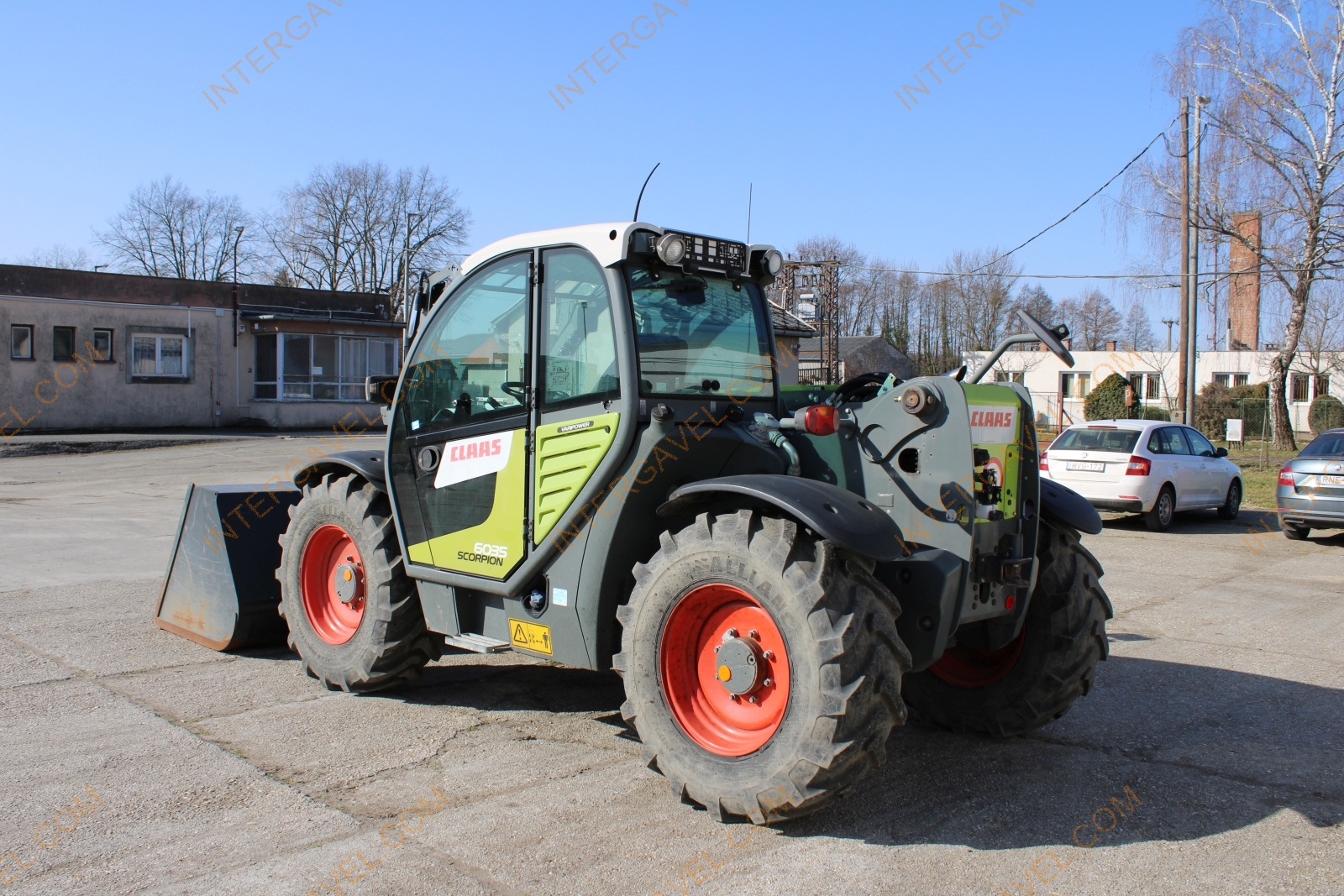 Teleszkópos rakodó - Claas 4