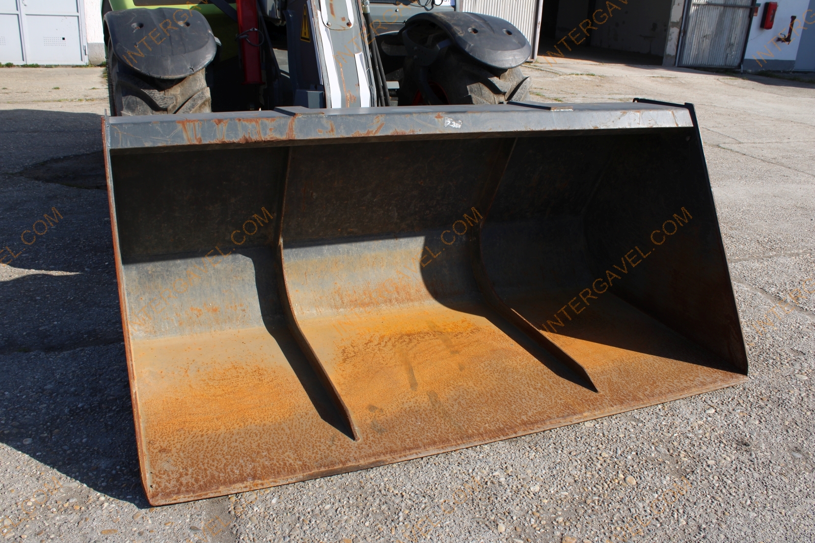 Teleszkópos rakodó - Claas 8