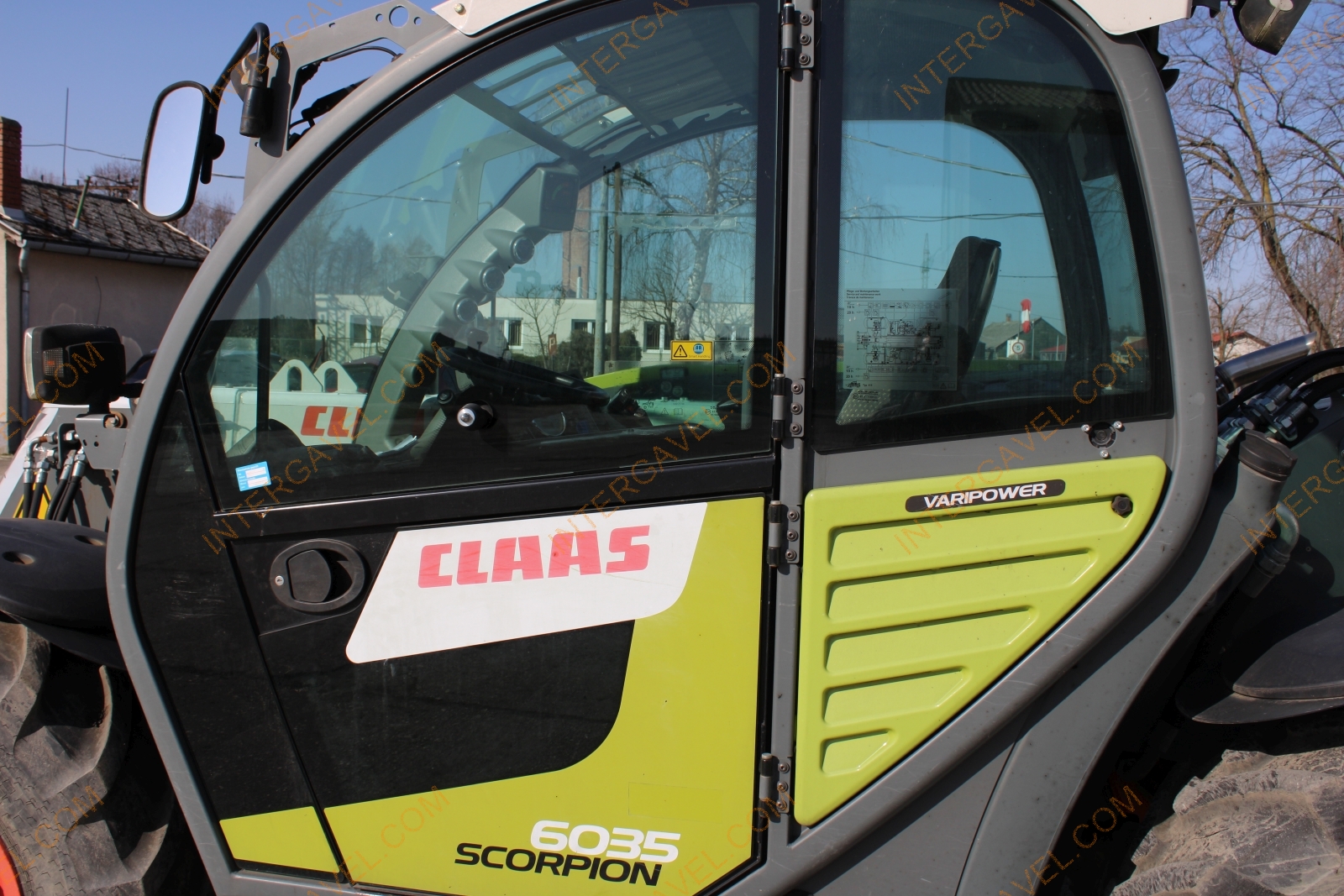 Teleszkópos rakodó - Claas 35