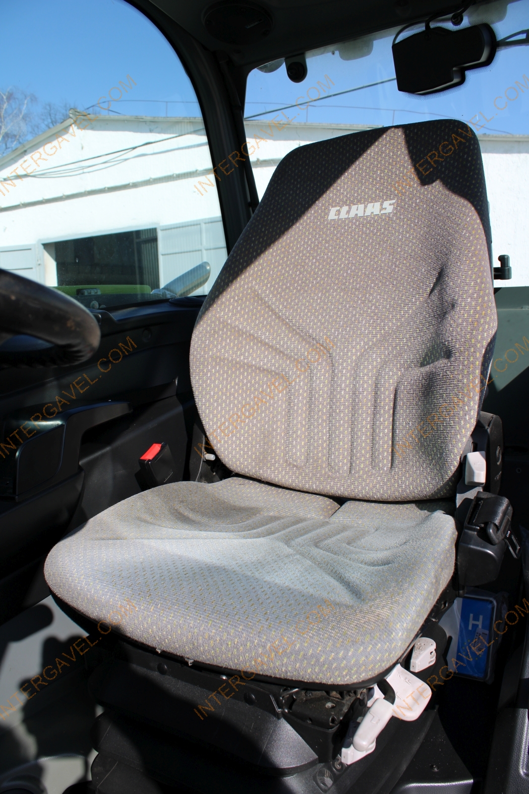 Teleszkópos rakodó - Claas 37