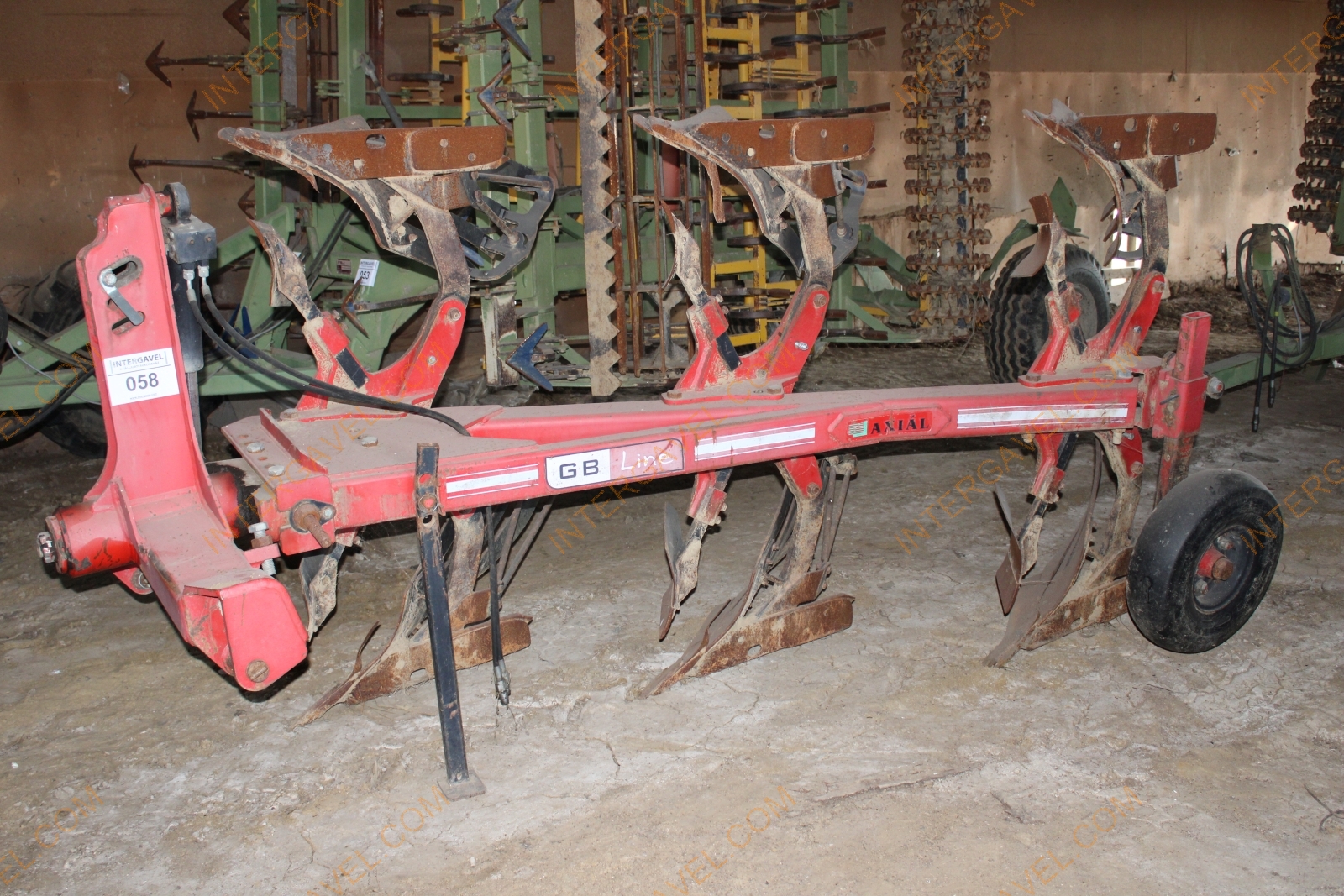 Váltvaforgató eke - GB