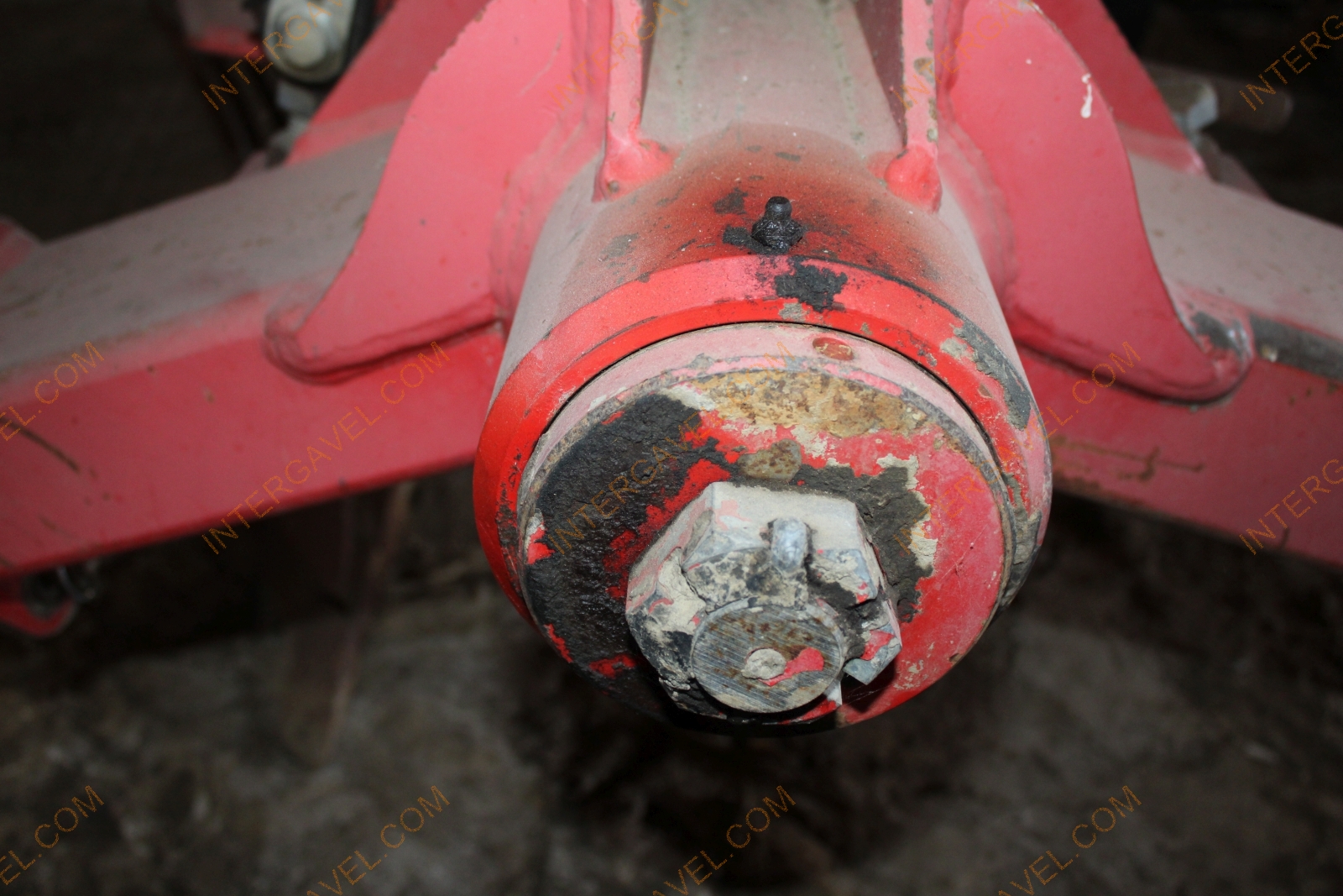 Váltvaforgató eke - GB 7