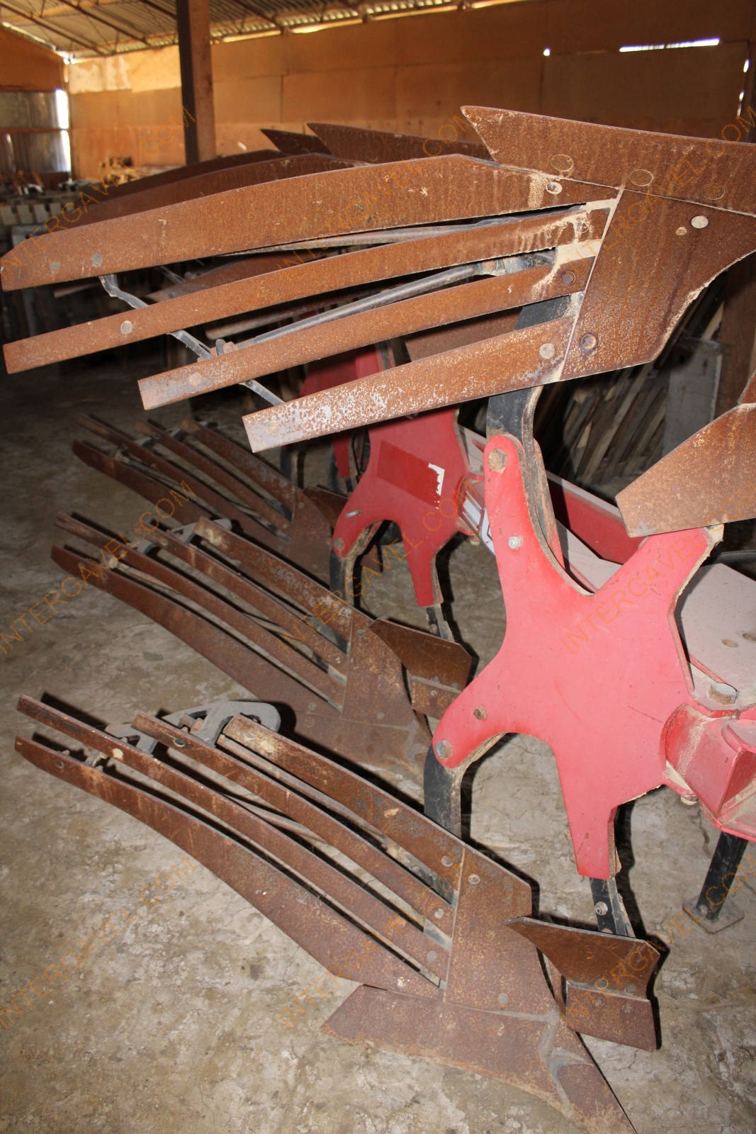 Váltvaforgató eke - GB 14