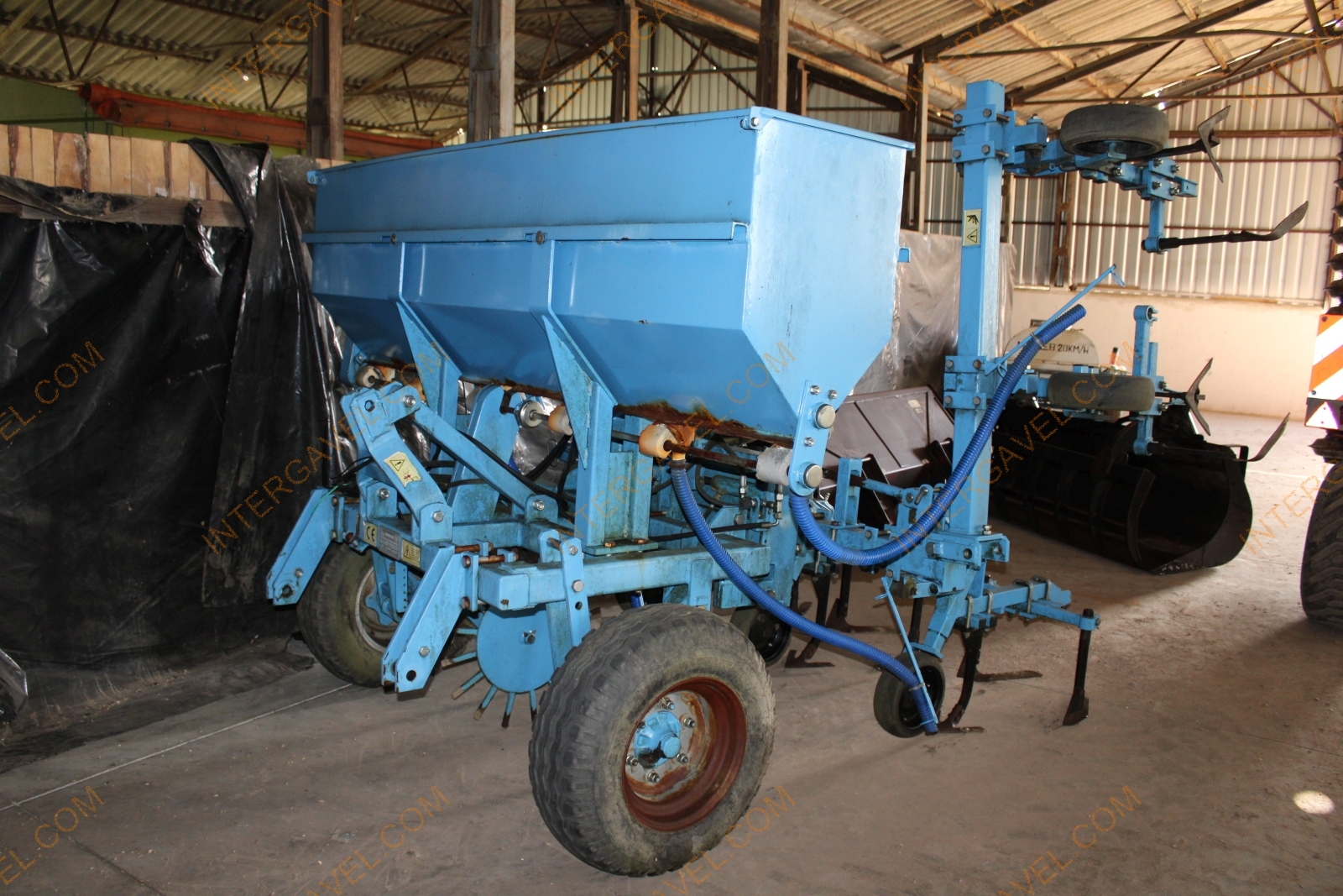 Kultivátor - Omikron 3