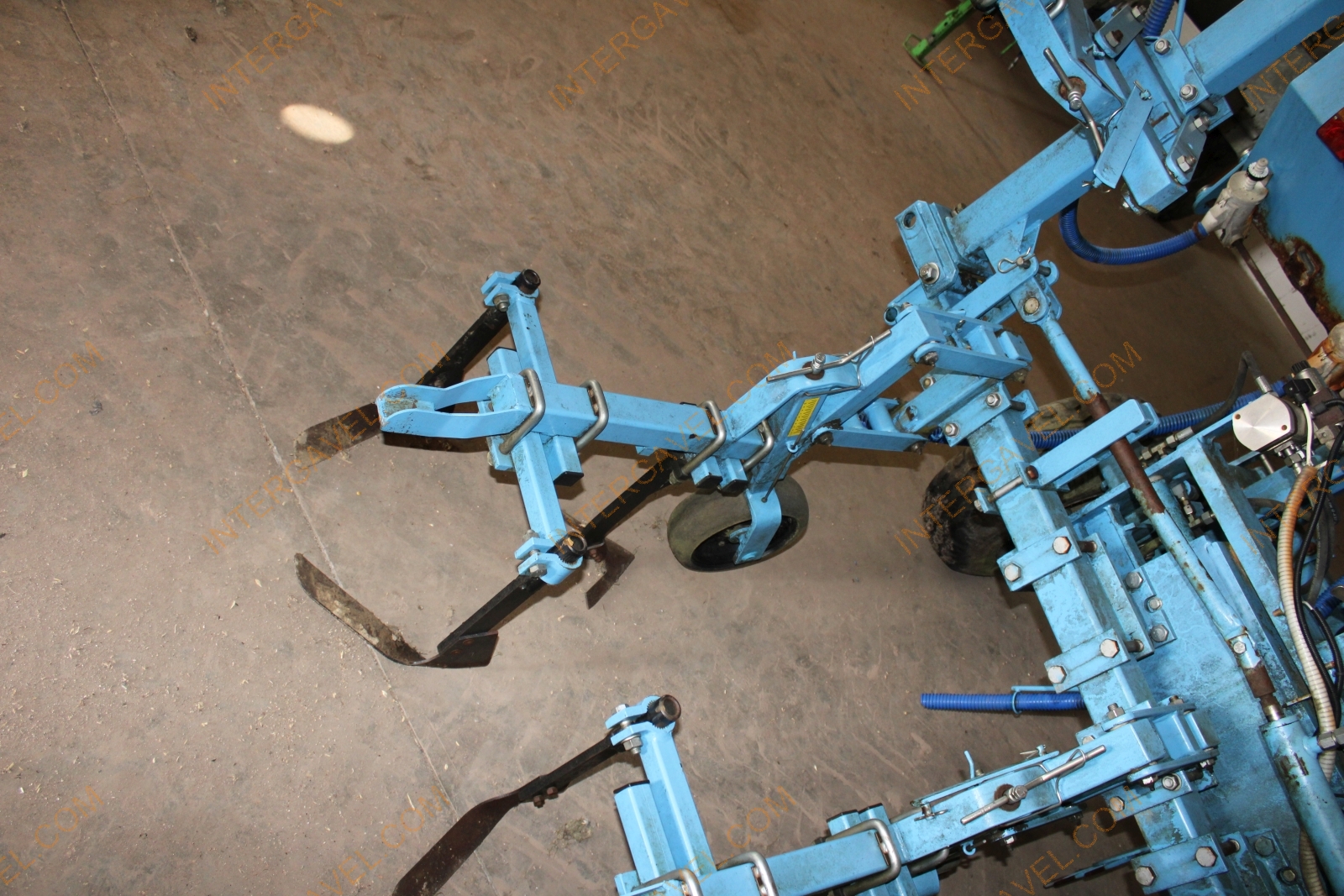 Kultivátor - Omikron 12