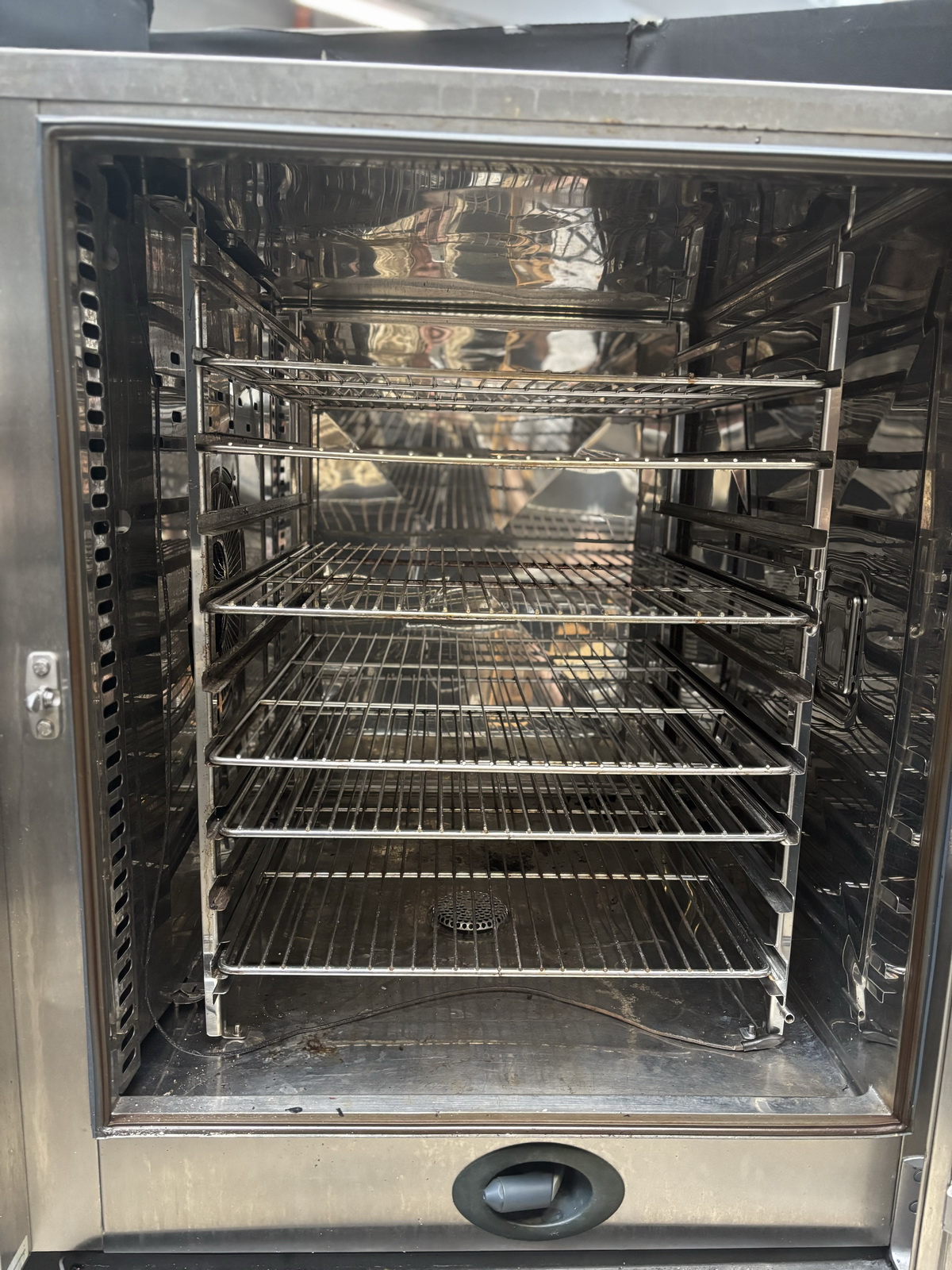 Rational kombipároló állvánnyal 2