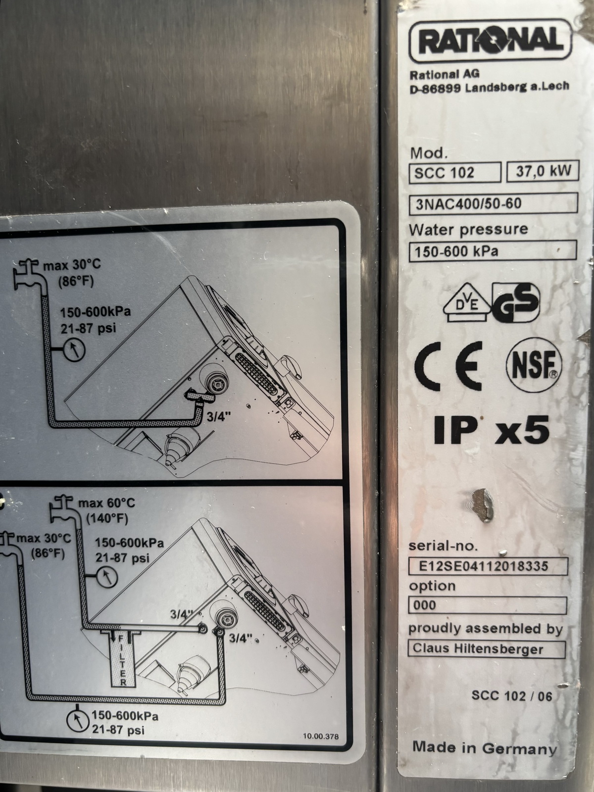 Rational kombipároló állvánnyal 3
