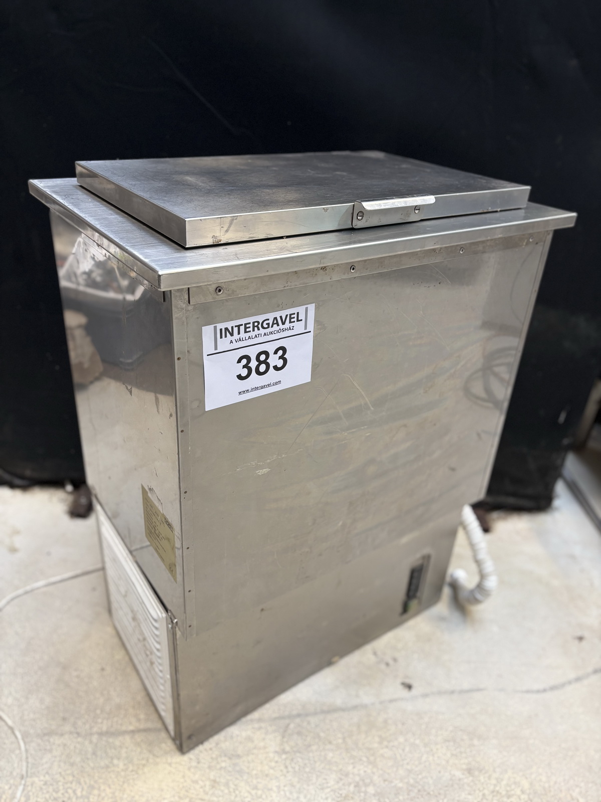 Fagyasztós jégtároló 2