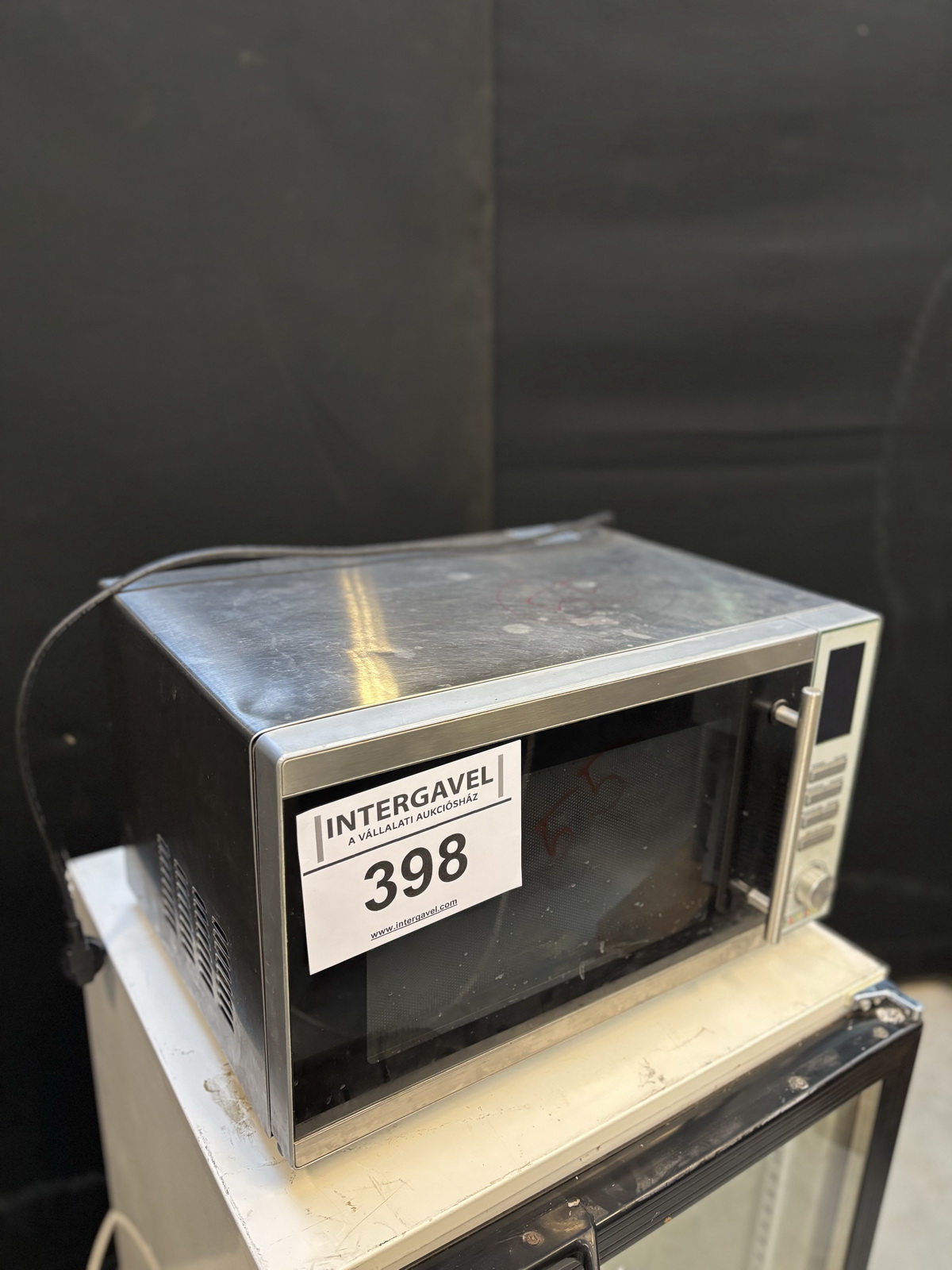 Mikrohullámú sütő 2