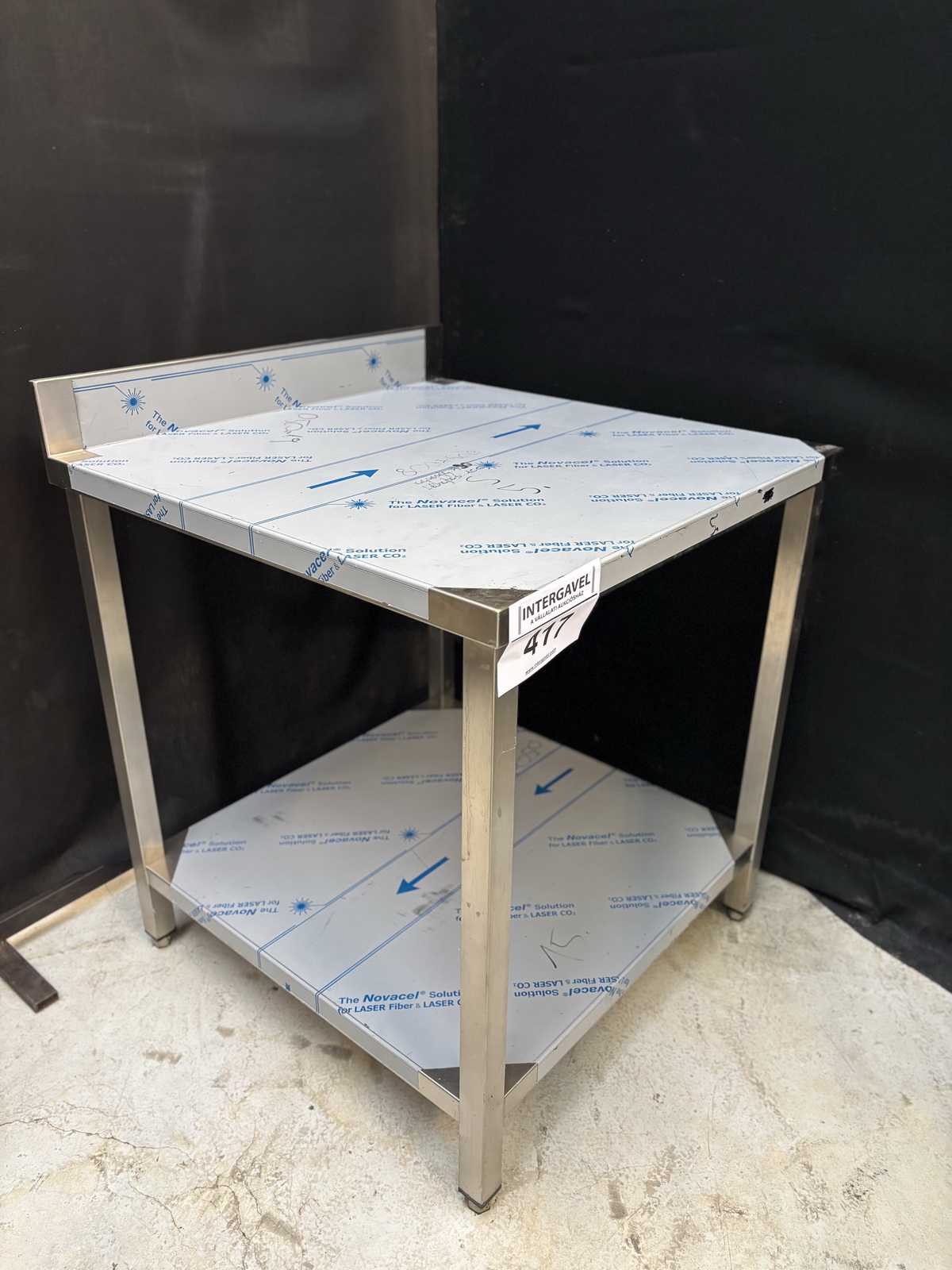 Rozsdamentes asztal 2