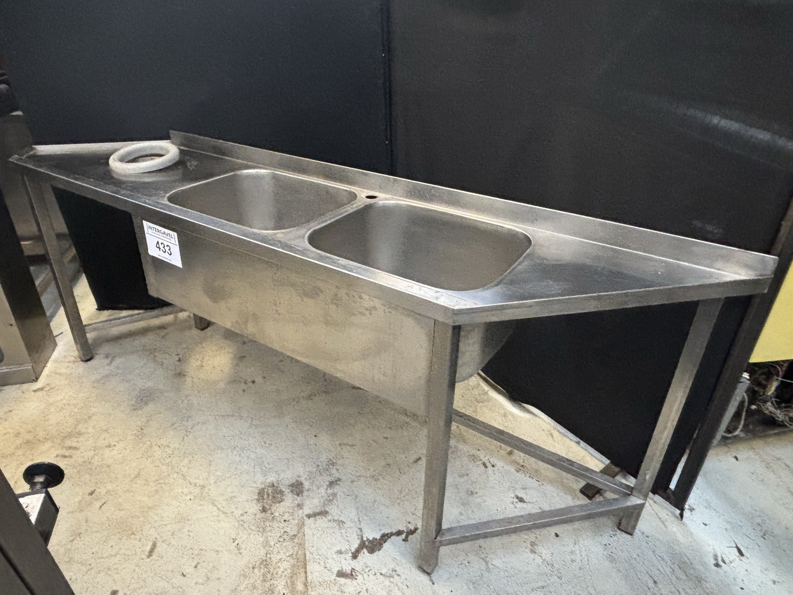 Kétmedencés mosogató moslékolóval 3