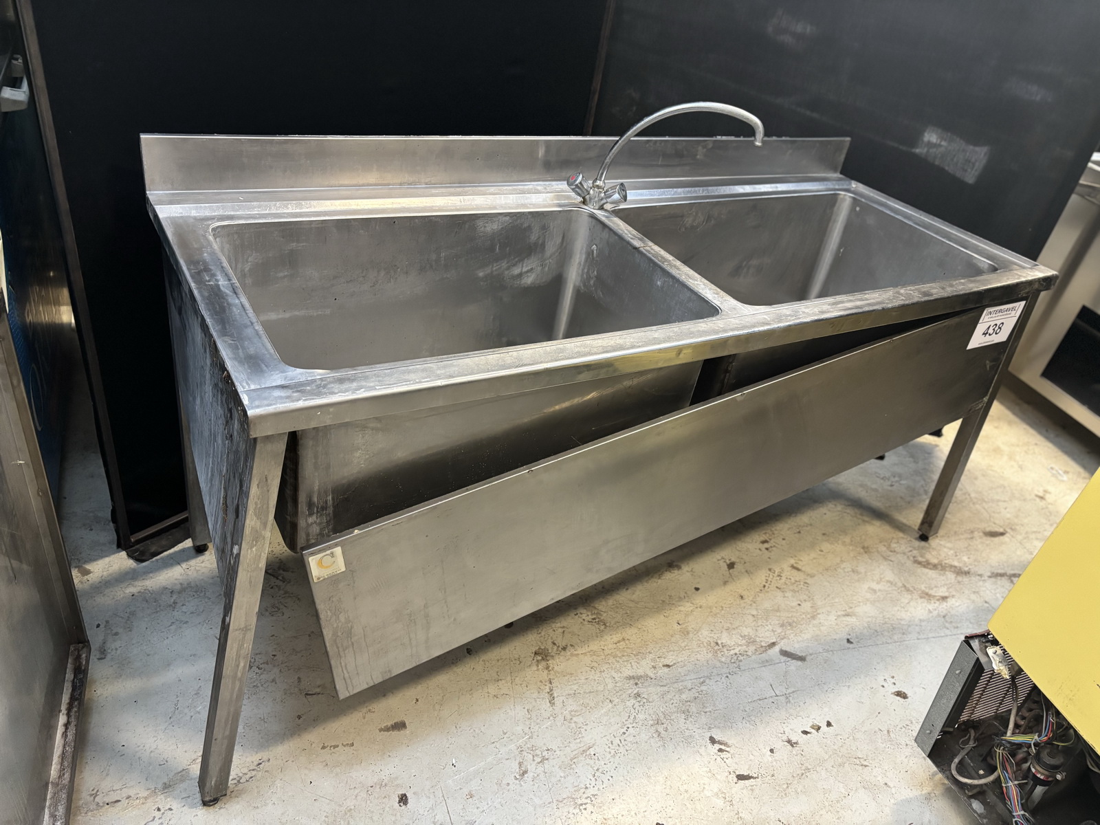 Kétmedencés mosogató 2