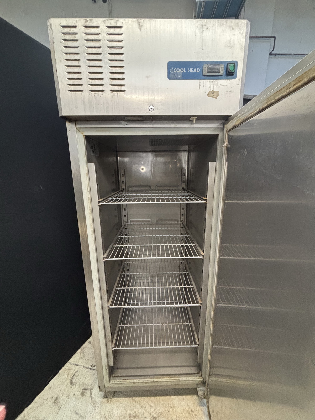 Rozsdamentes hűtő 2