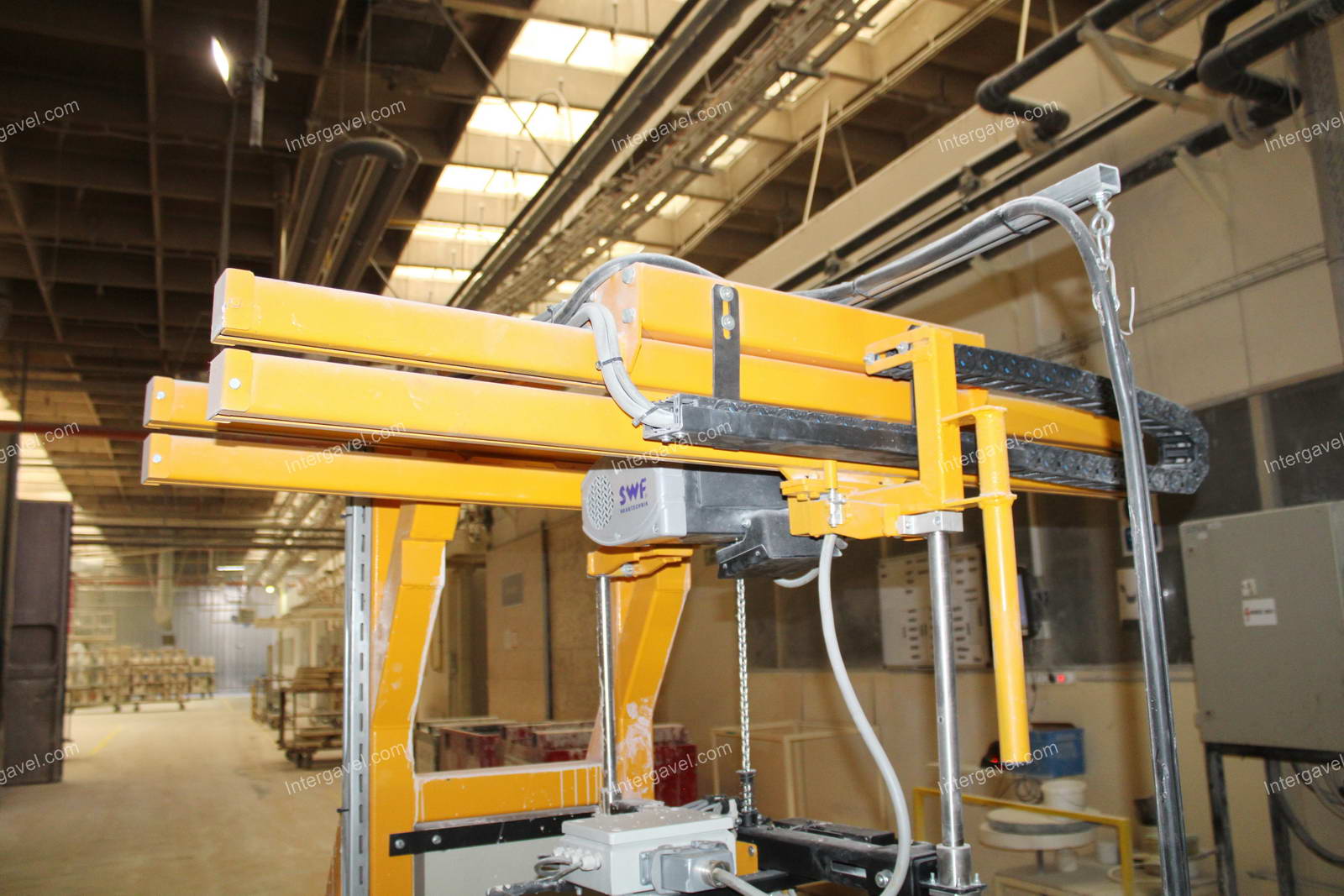 Emelő berendezés 4