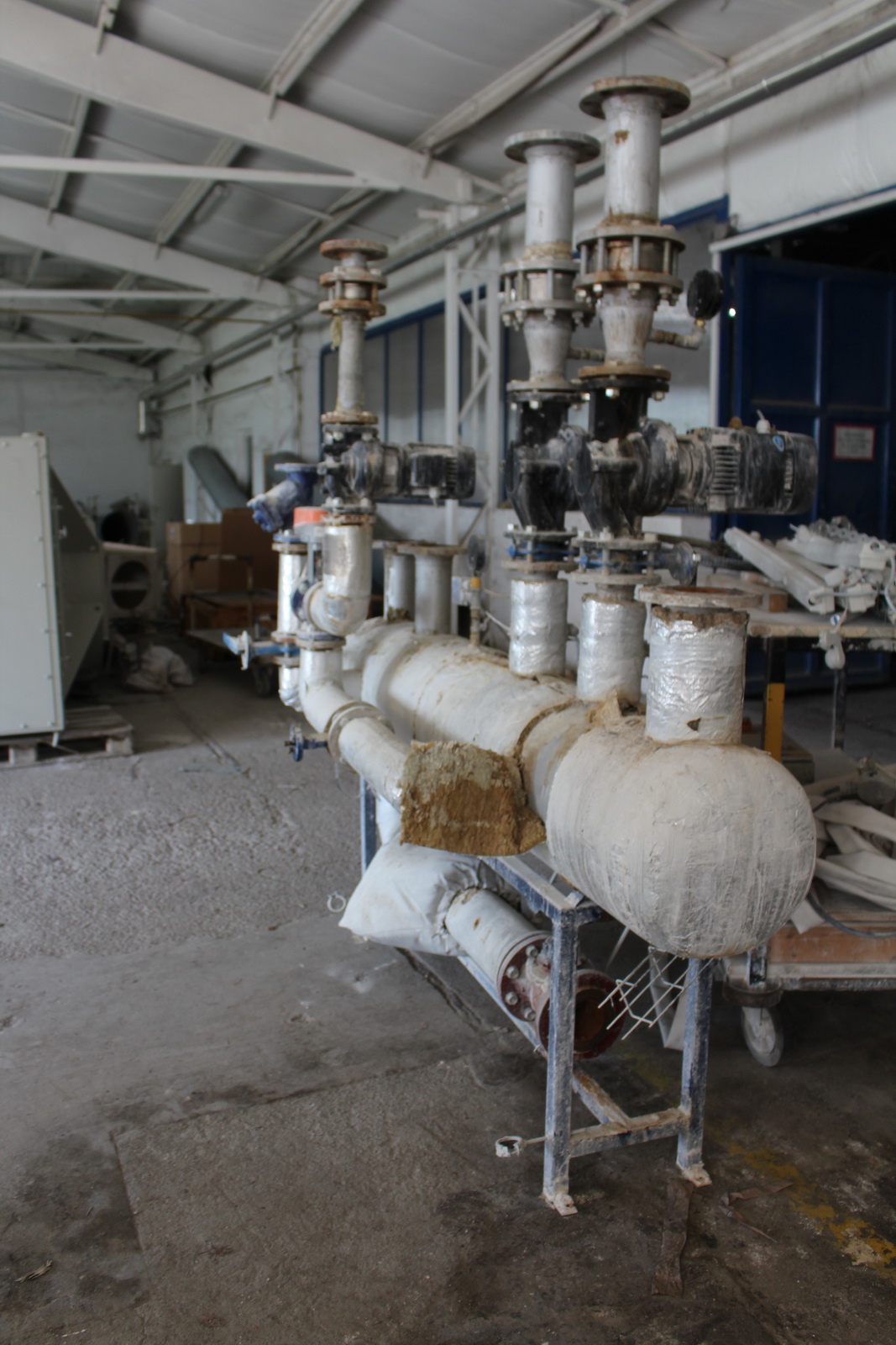 Bontott hőközpont egység 2