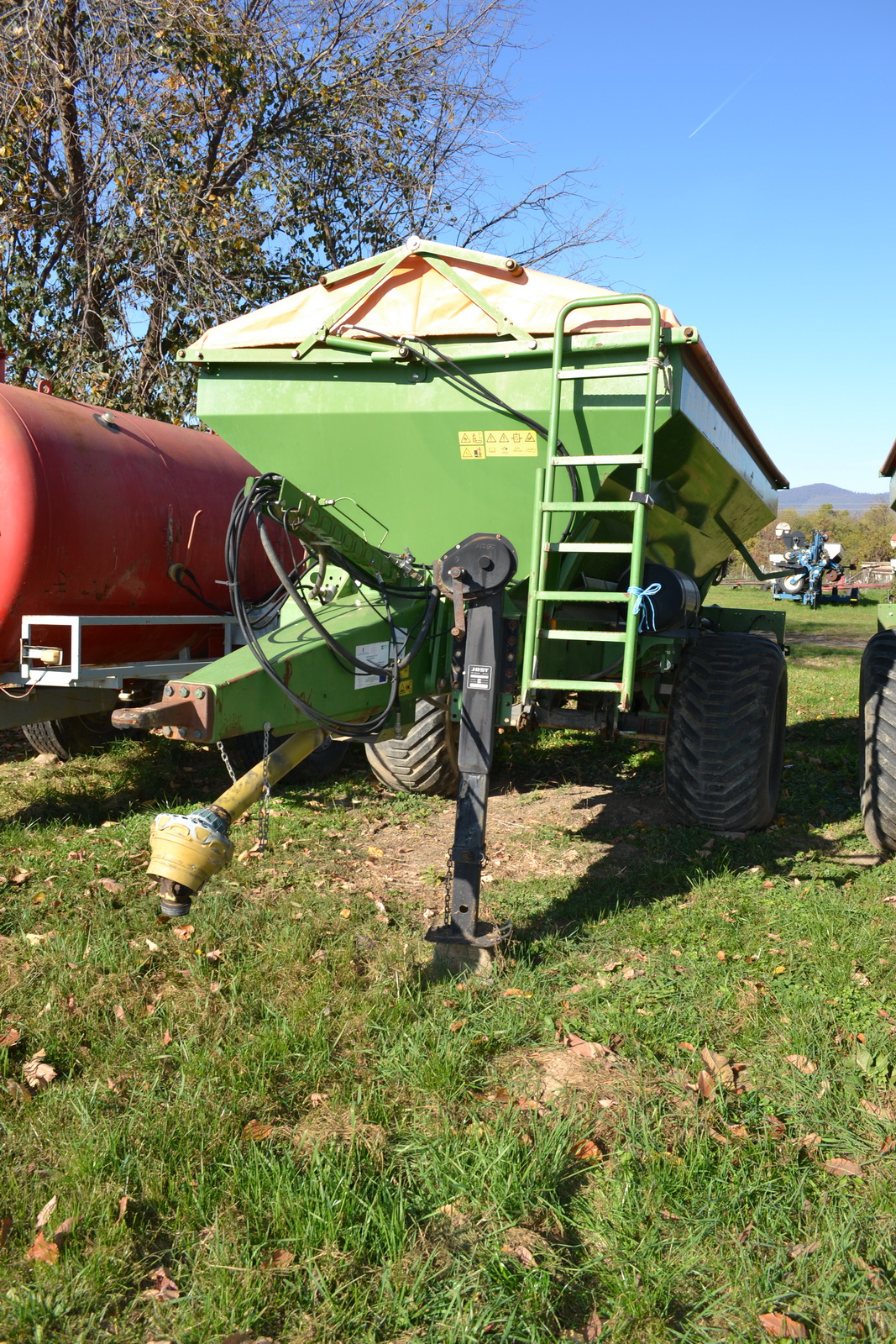 Műtrágyaszóró 14