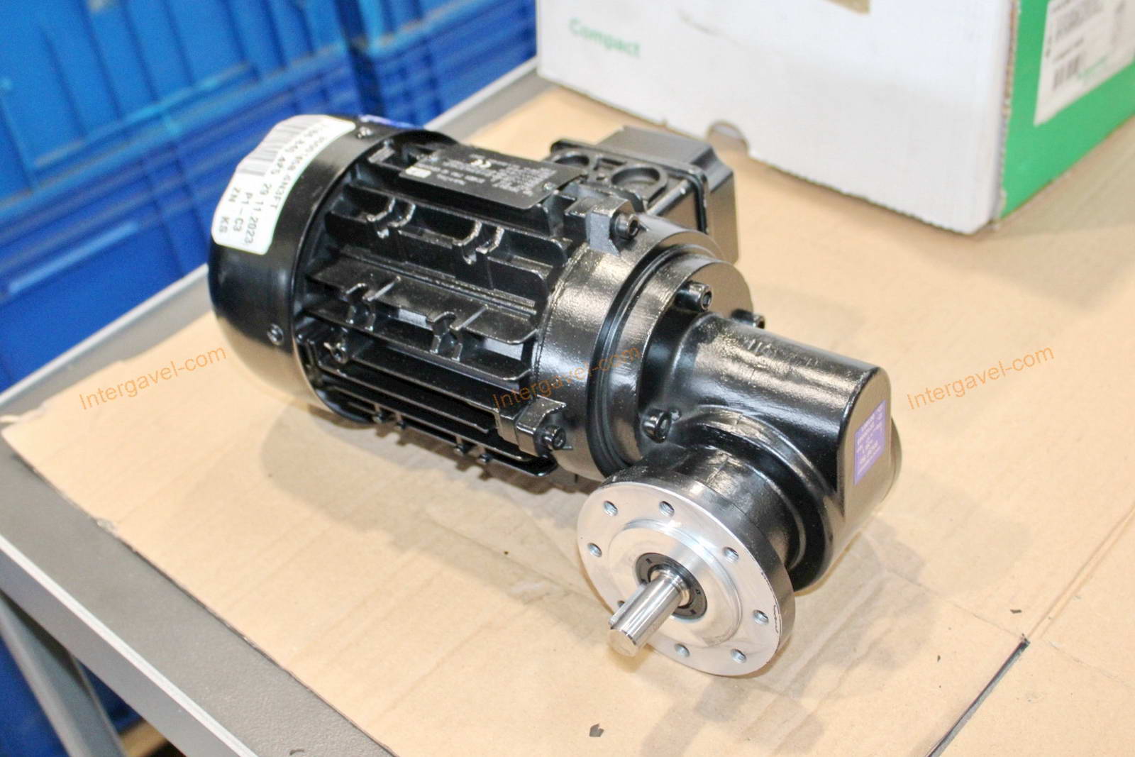 Hajtóműves motor 5