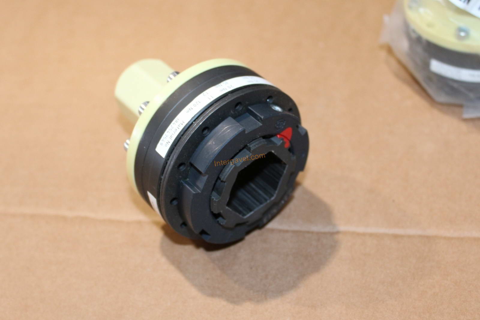 Vegyes alkatrészek 9