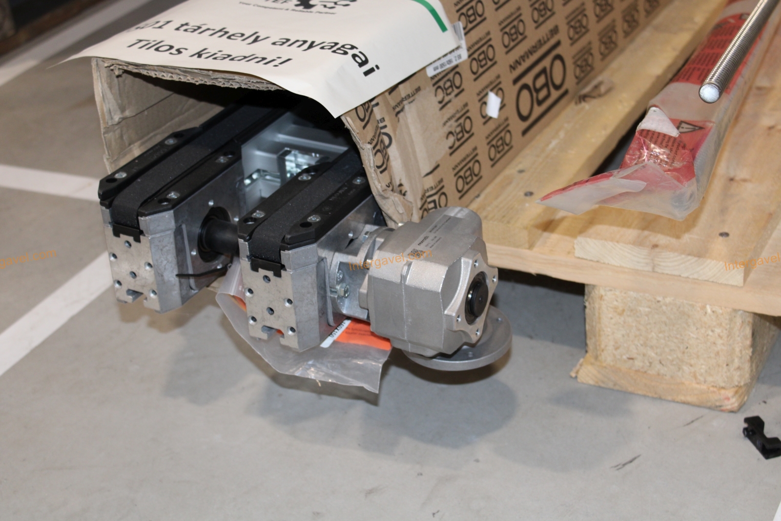 Vegyes alkatrészek 17