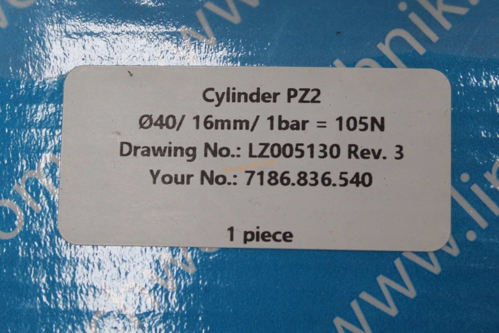 Vegyes alkatrészek 9