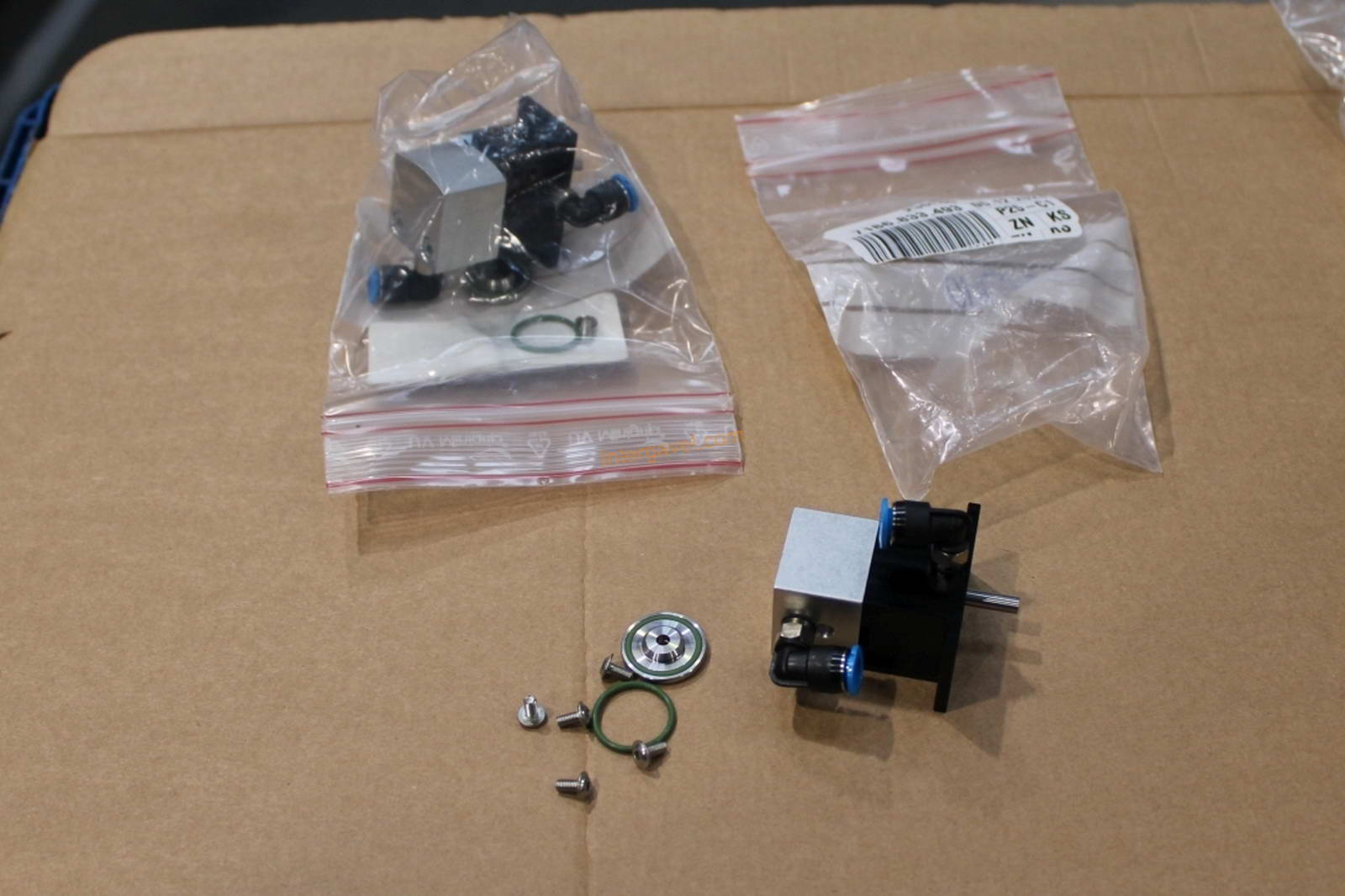 Vegyes alkatrészek 11