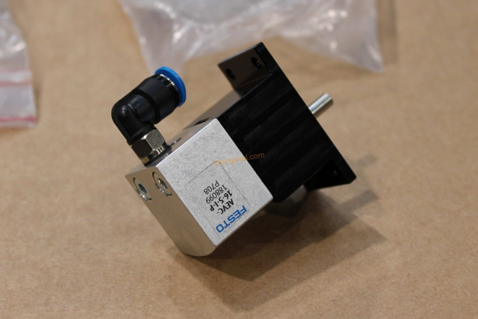 Vegyes alkatrészek 13