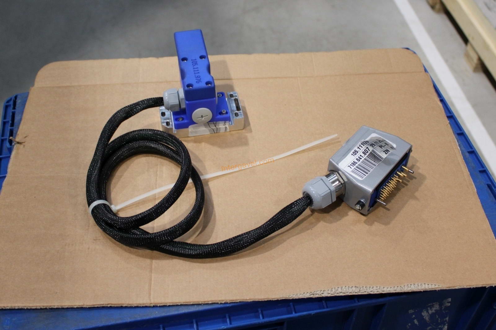 Vegyes alkatrészek - csatlakozó kábelek 12