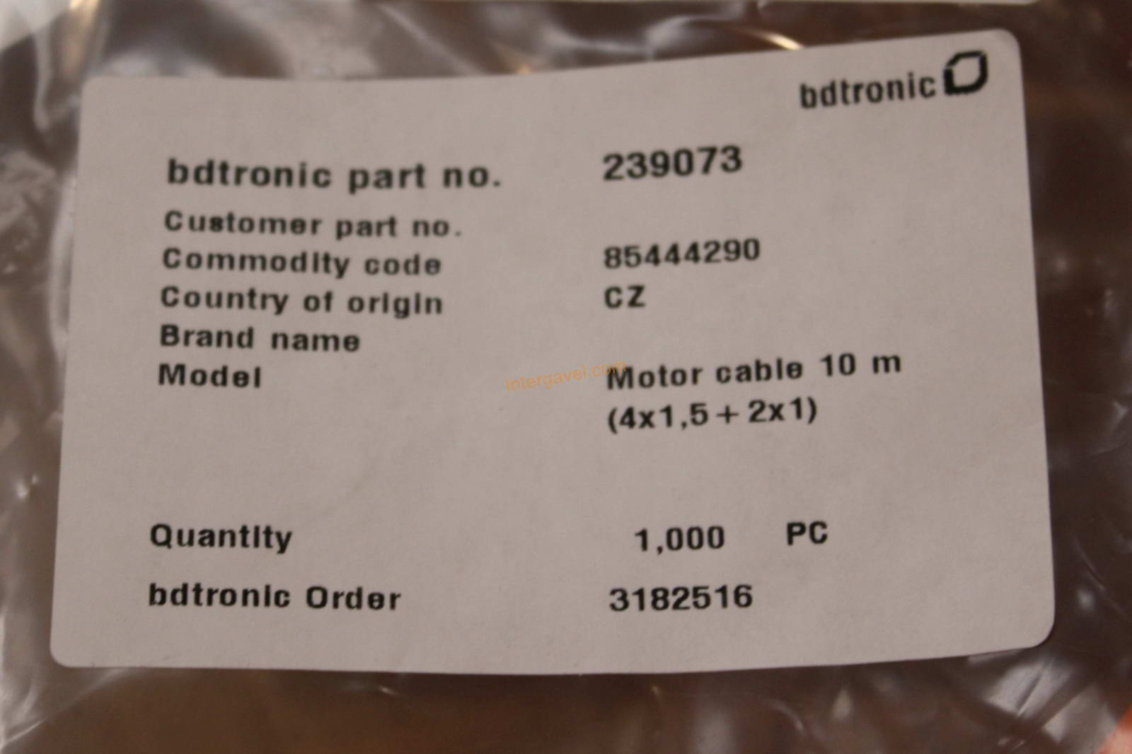 Vegyes alkatrészek - csatlakozó kábelek 9